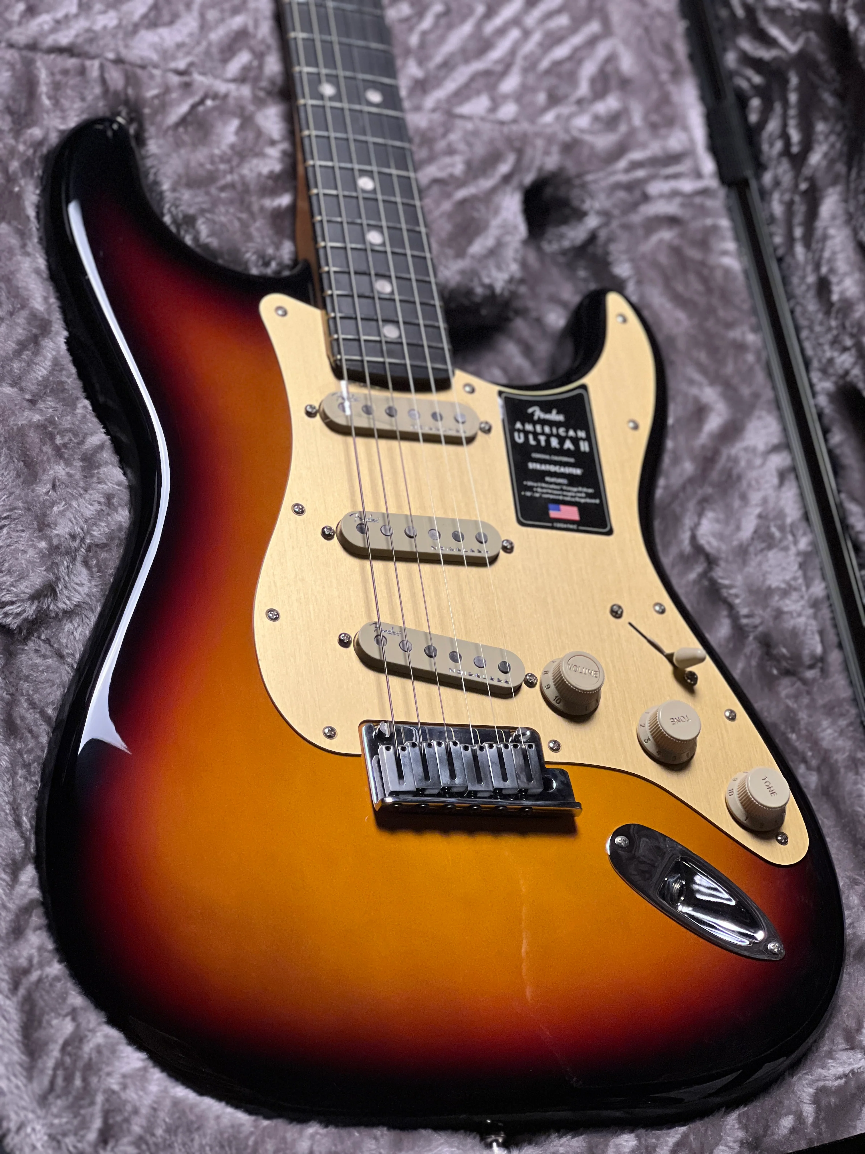 Fender American Ultra II Stratocaster with Ebony FB in Ultraburst US240020462 - Image 5