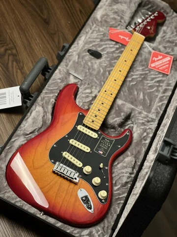 Fender American Ultra Luxe Stratocaster with Maple FB in Plasma Red Burst - Image 2