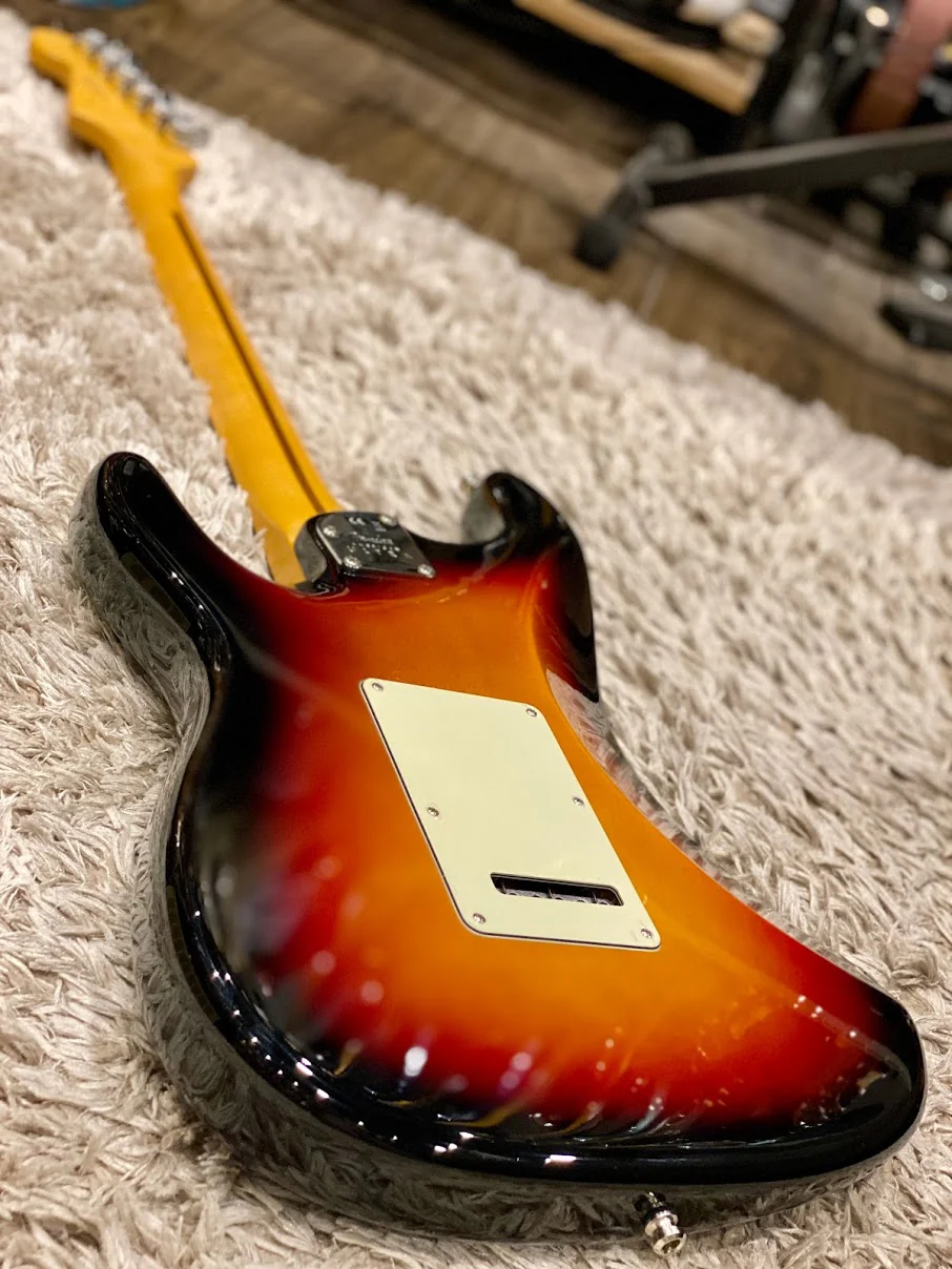 Fender American Ultra Stratocaster - Ultraburst with Rosewood Fingerboard - Image 3
