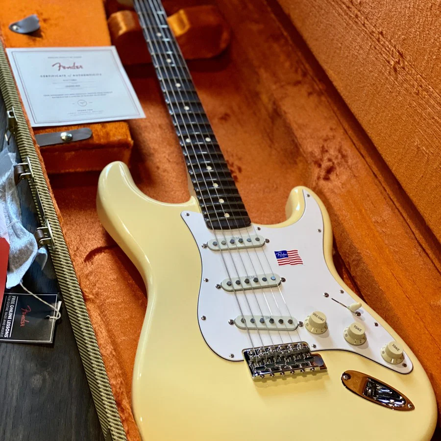 Fender Artist Yngwie Malmsteen Strat Scalloped Rosewood Neck in Vintage White - Image 4