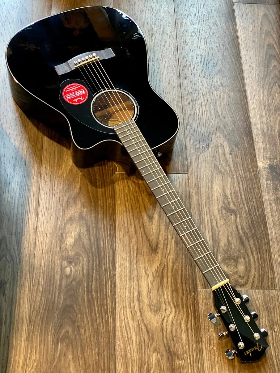 Fender CC60SCE Concert Sized Electric Acoustic Cutaway in Black - Image 4