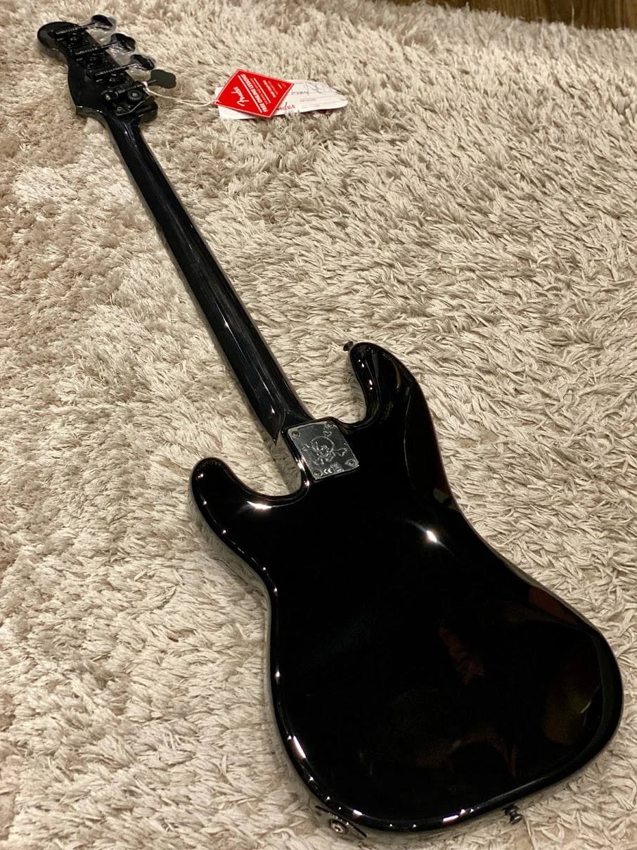 Fender Duff Mckagan Signature Deluxe Precision Bass with Rosewood FB in Black - Image 3