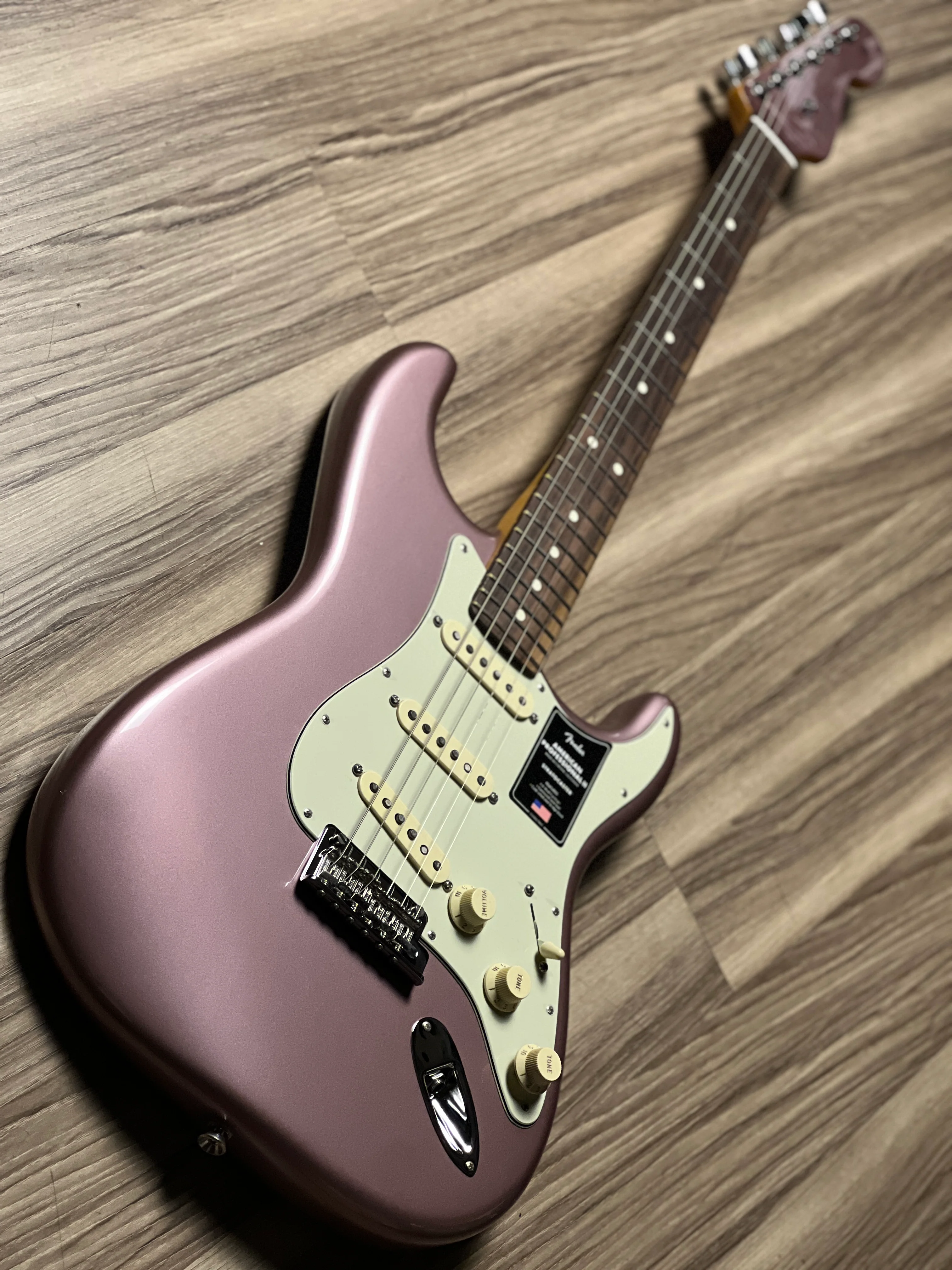 Fender FSR American Professional II Stratocaster in Burgundy Mist Metallic w/MHC US240034090 - Image 9
