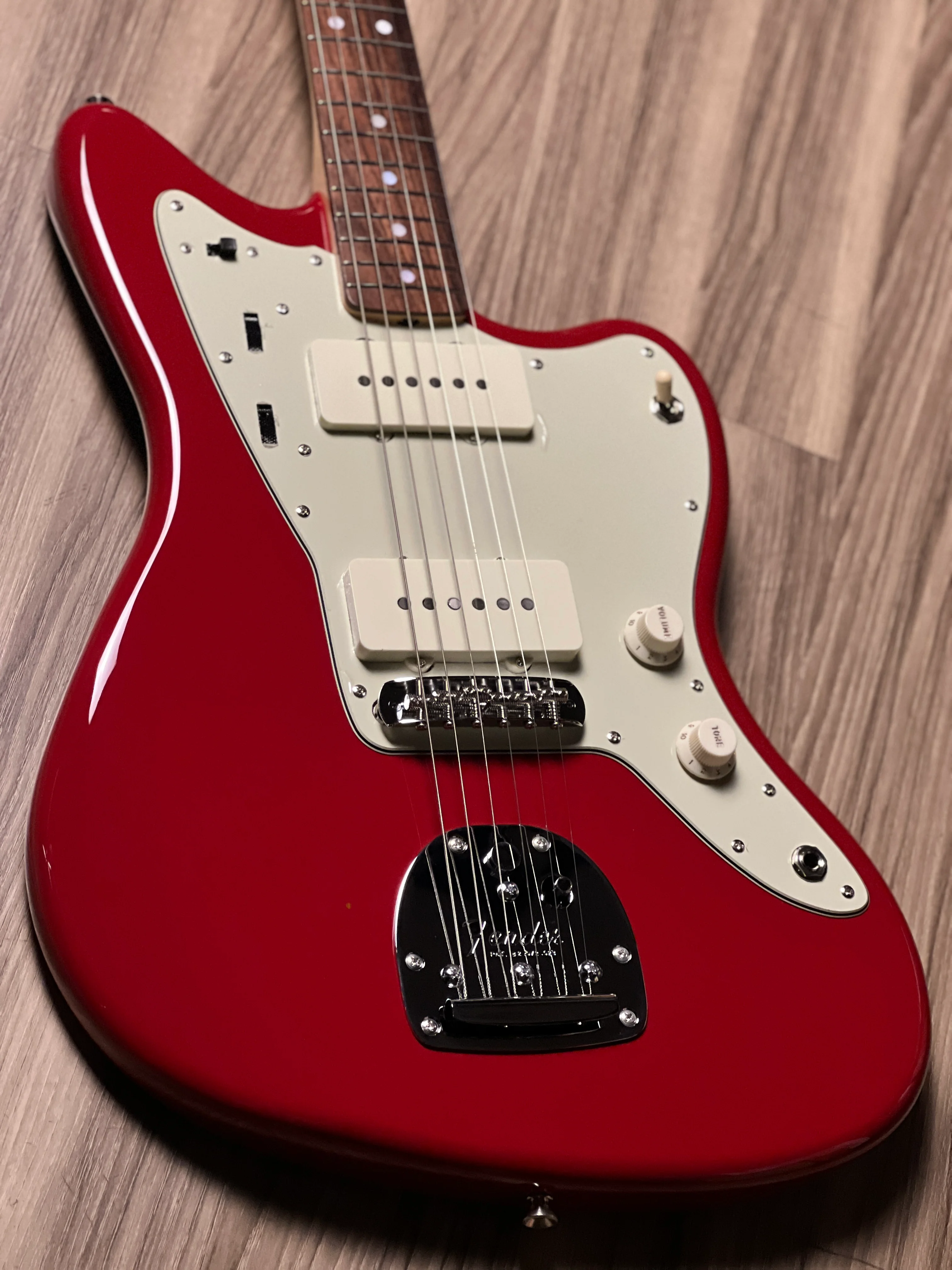 Fender FSR Collection Traditional 60s Jazzmaster With RW FB in Dakota Red JD24015623 - Image 4