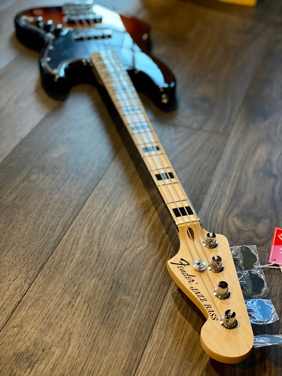 Fender Geddy Lee Jazz Bass Maple FB in 3-Color Sunburst - Image 4