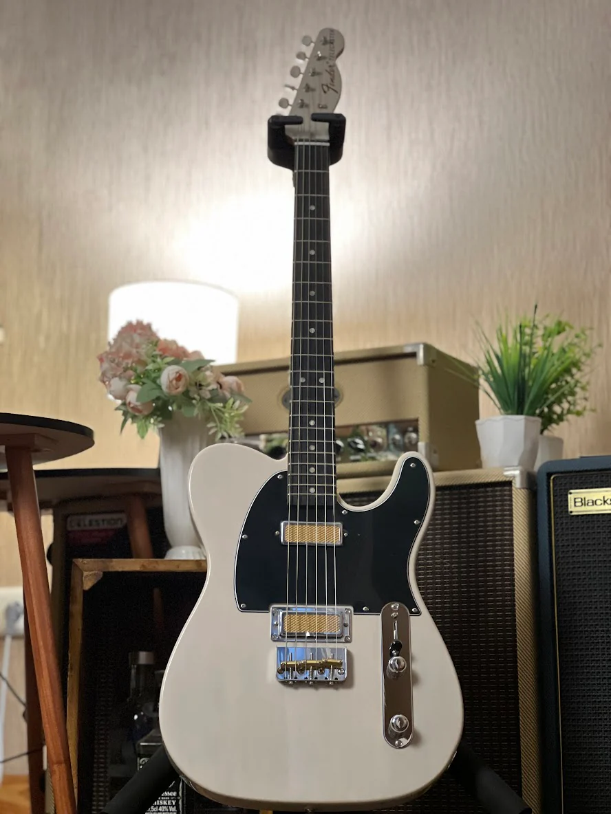 Fender Gold Foil Telecaster with Ebony FB in White Blonde - Image 6