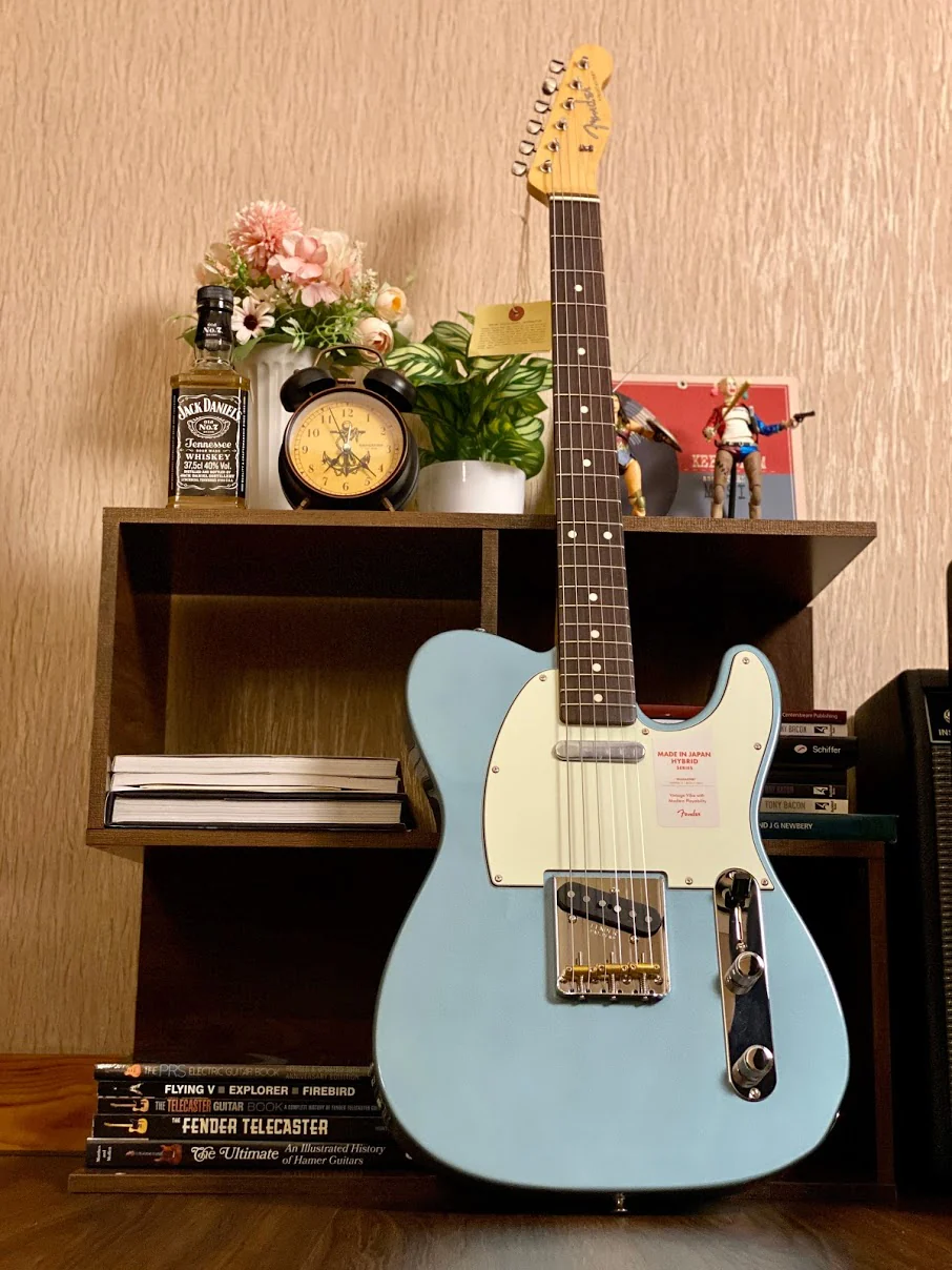 Fender Japan Hybrid 60s Telecaster Rosewood FB in Ocean Turquoise Metallic - Image 6