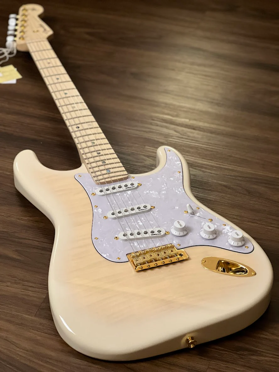 Fender Japan Ritchie Kotzen Stratocaster with Maple FB in See-Through White Burst