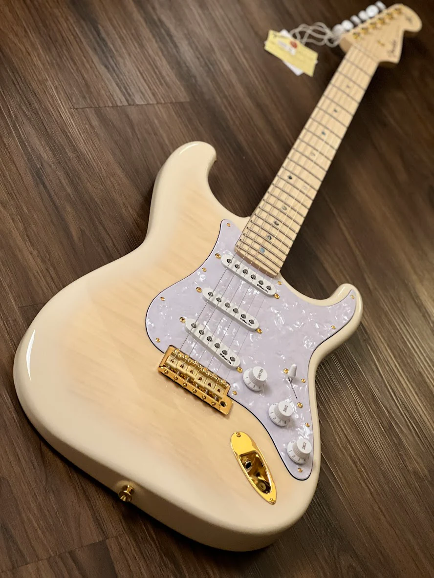 Fender Japan Ritchie Kotzen Stratocaster with Maple FB in See-Through White Burst - Image 4