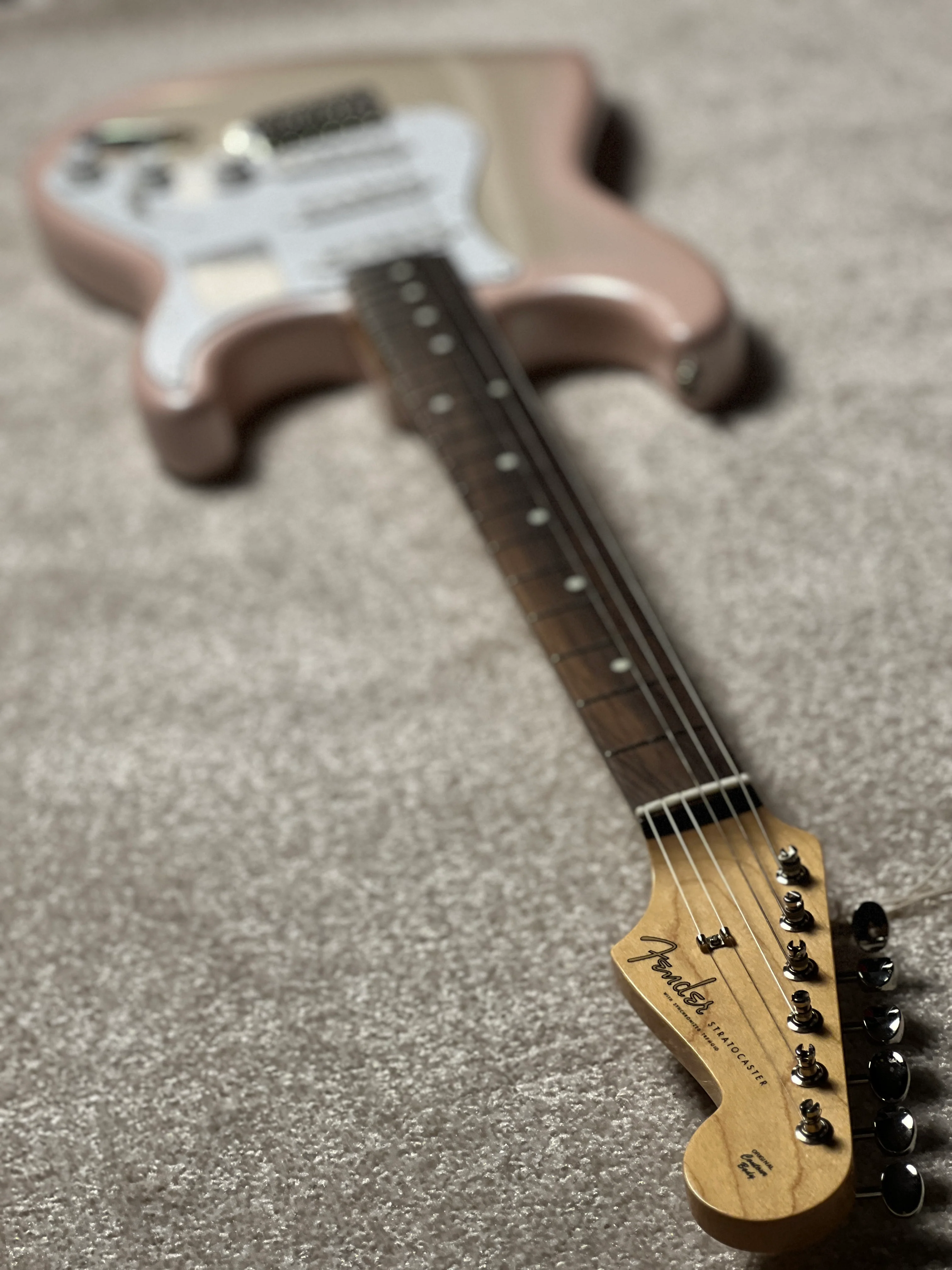 Fender Japan Traditional 2025 Collection 60s Stratocaster with RW FB in Stardust Pink JD25013197 - Image 6