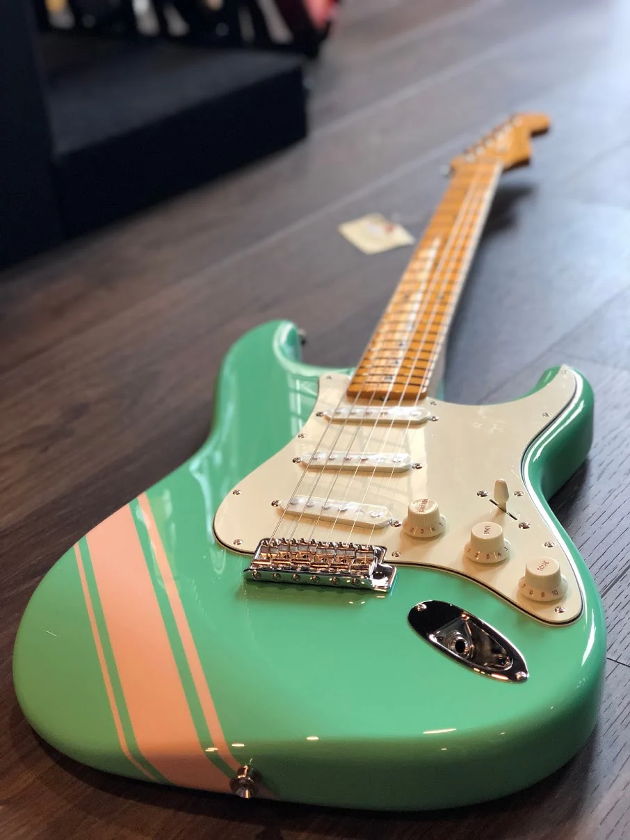 Fender Japan Traditional 50s Stratocaster Maple Neck with Competition Stripe Seafoam Green - Image 6