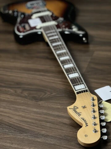 Fender Japan Traditional II 60S Jaguar with RW FB in 3-Tone Sunburst - Image 4