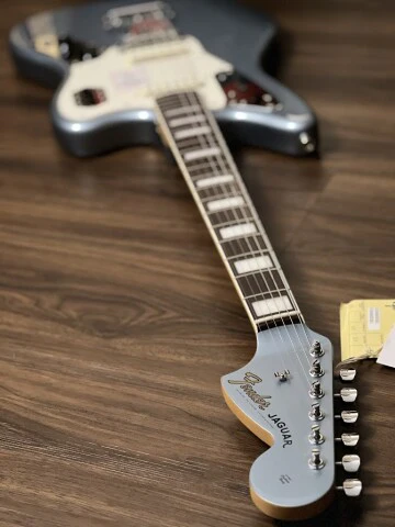 Fender Japan Traditional II 60S Jaguar with RW FB in Ice Blue Metallic - Image 4