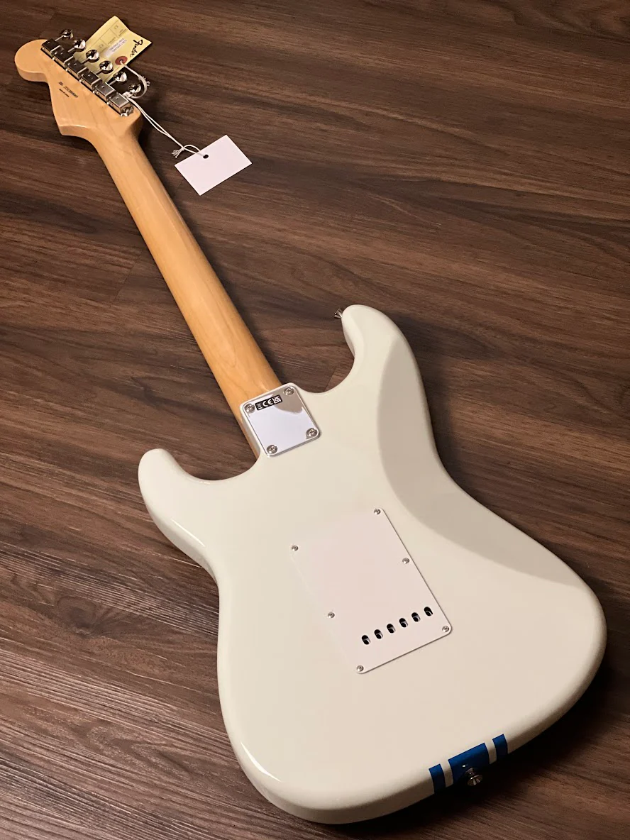Fender Japan Traditional II 60s Stratocaster with RW FB in Olympic White / Blue - Image 4