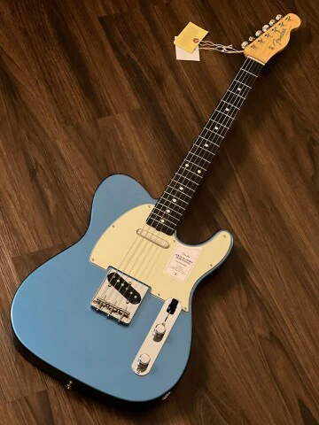 Fender Japan Traditional II 60s Telecaster with Rosewood FB in Lake Placid Blue - Image 4