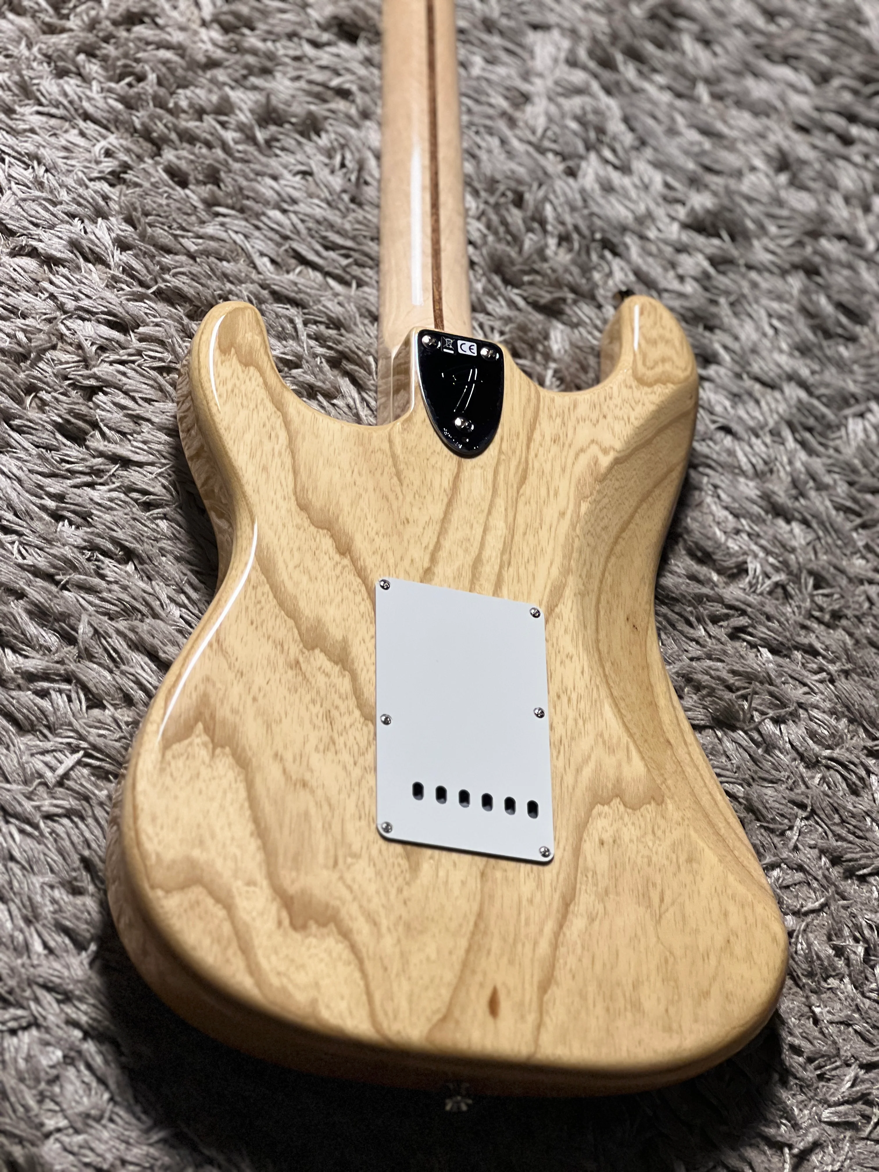 Fender Japan Traditional II 70s Stratocaster with Maple FB in Natural JD22025736 - Image 5