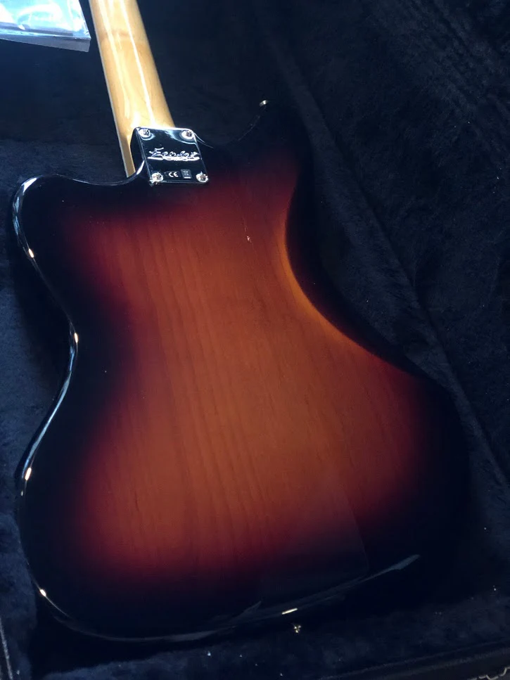 Fender Kurt Cobain Signature Jaguar 3-Color Sunburst - Image 8