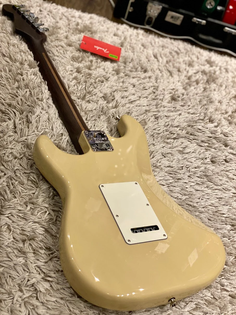 Fender Limited Edition American Professional Stratocaster Rosewood FB in Dessert Sand - Image 3