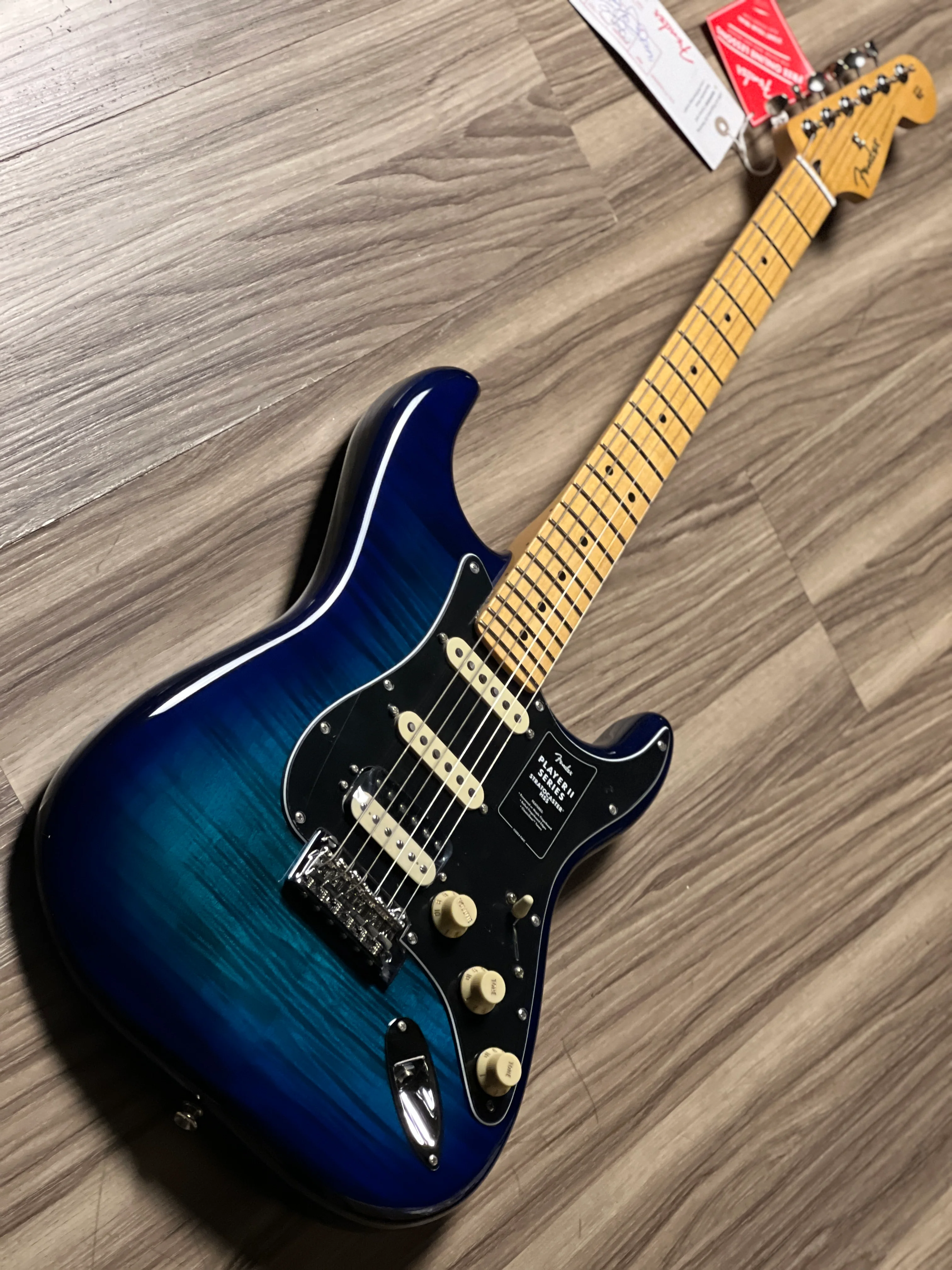 Fender Limited Edition Player II Stratocaster HSS Top with Maple FB in Blue Burst - Image 3