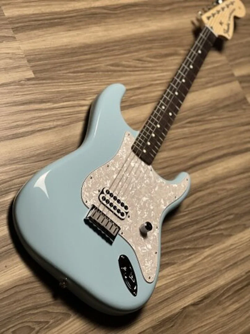 Fender Limited Edition Tom DeLonge Stratocaster with RW FB in Daphne Blue - Image 2
