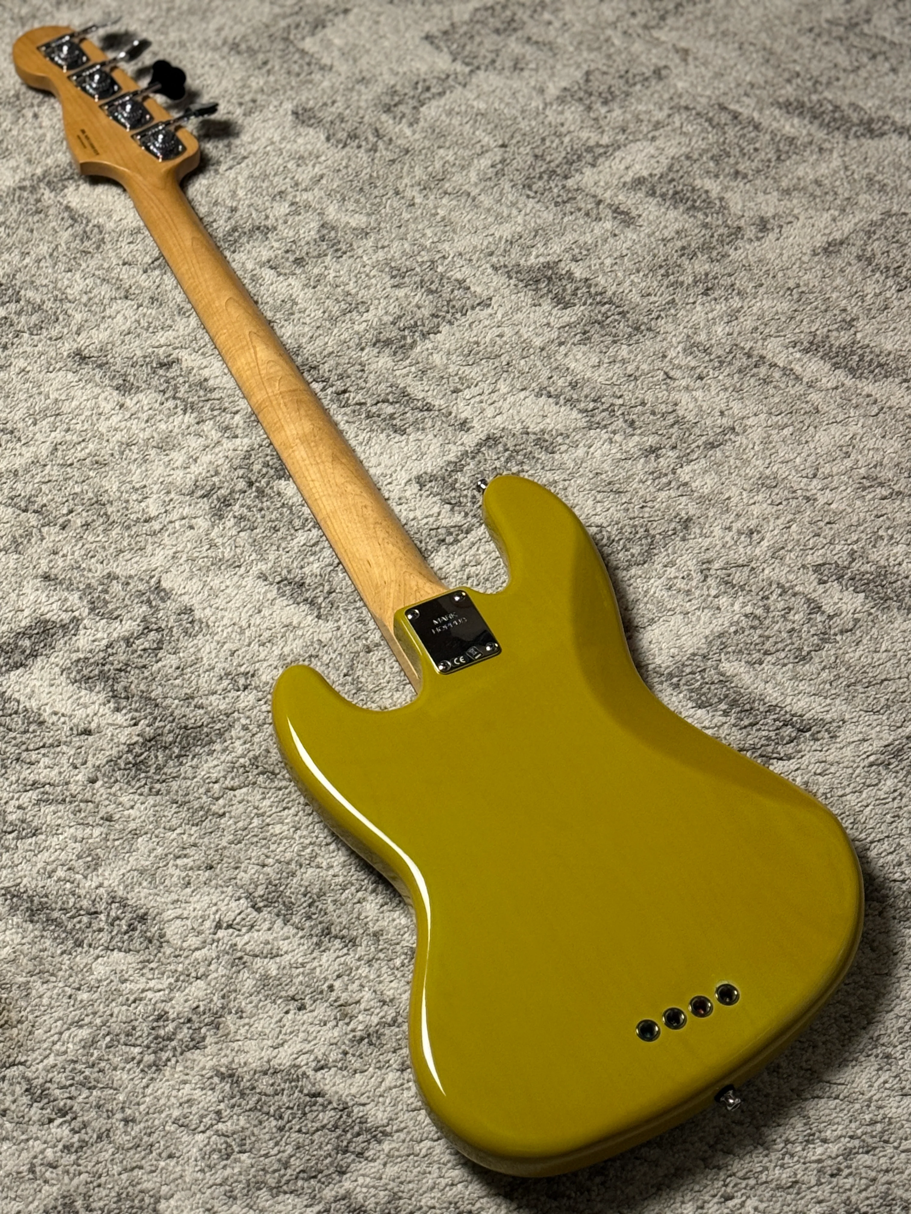 Fender Mark Hoppus Signature Bass in Surf Green MX11090429 (USED) - Image 5