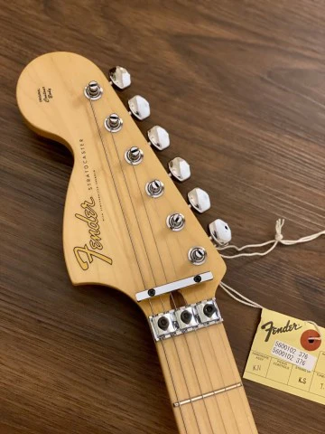 Fender Michiya Haruhata Stratocaster with Maple FB in Trans Pink - Image 5