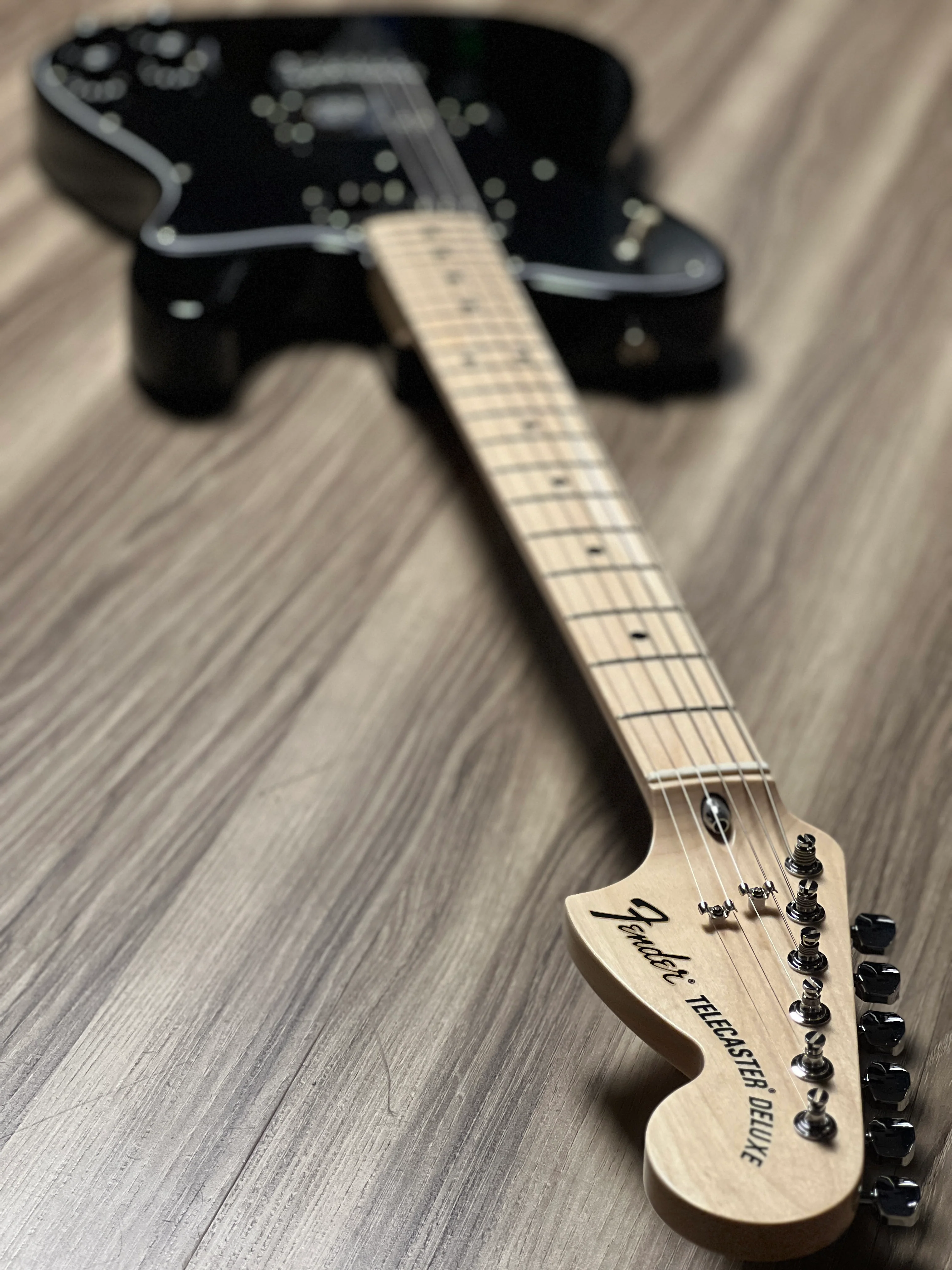 Fender MIJ FSR Collection Traditional 70s Telecaster Deluxe with Maple FB in Black JD23030563 - Image 7