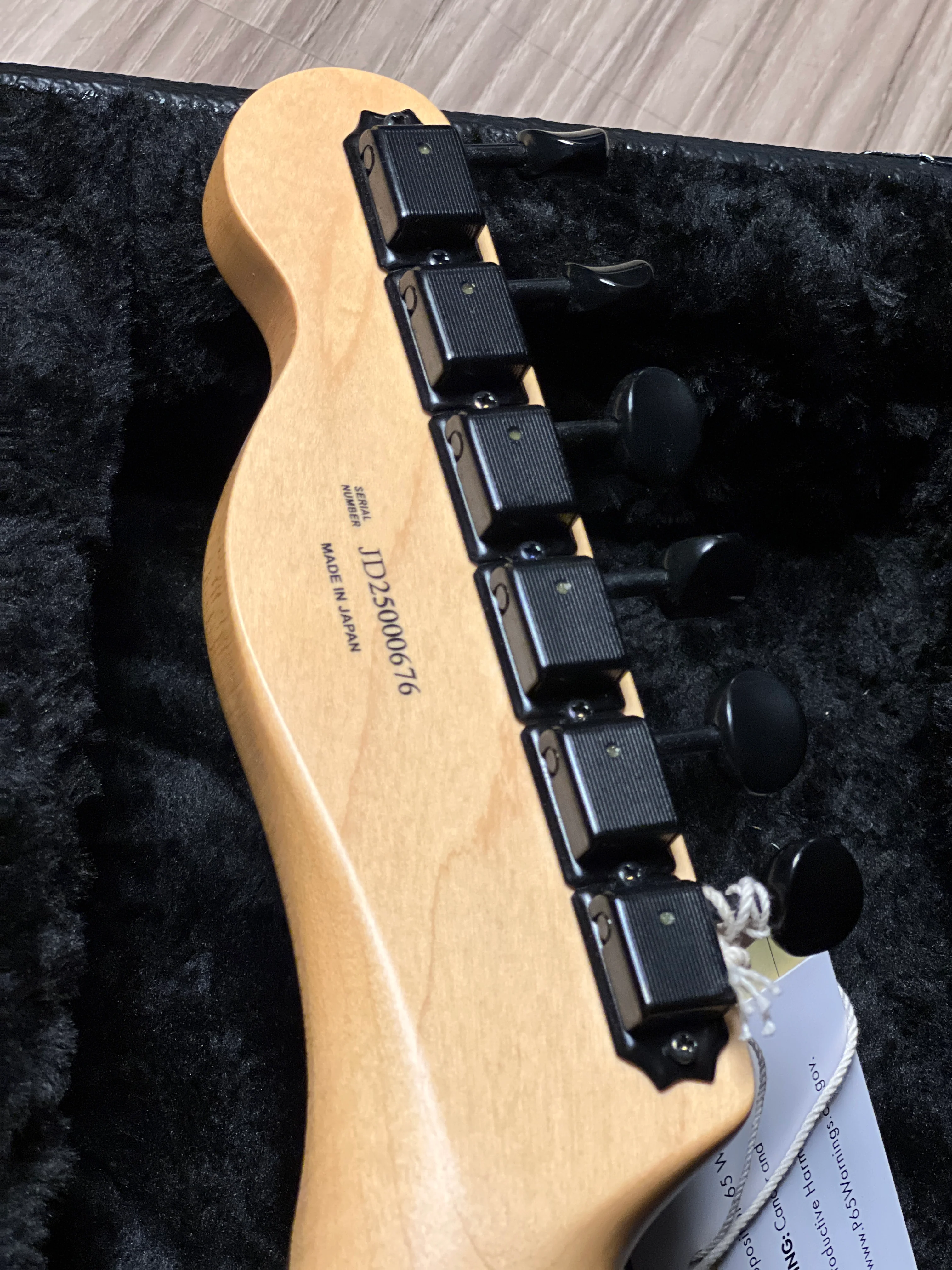 Fender MIJ Limited Edition Monster Hunter Rathalos Telecaster with RW FB in Rathalos Red JD25000676 - Image 6