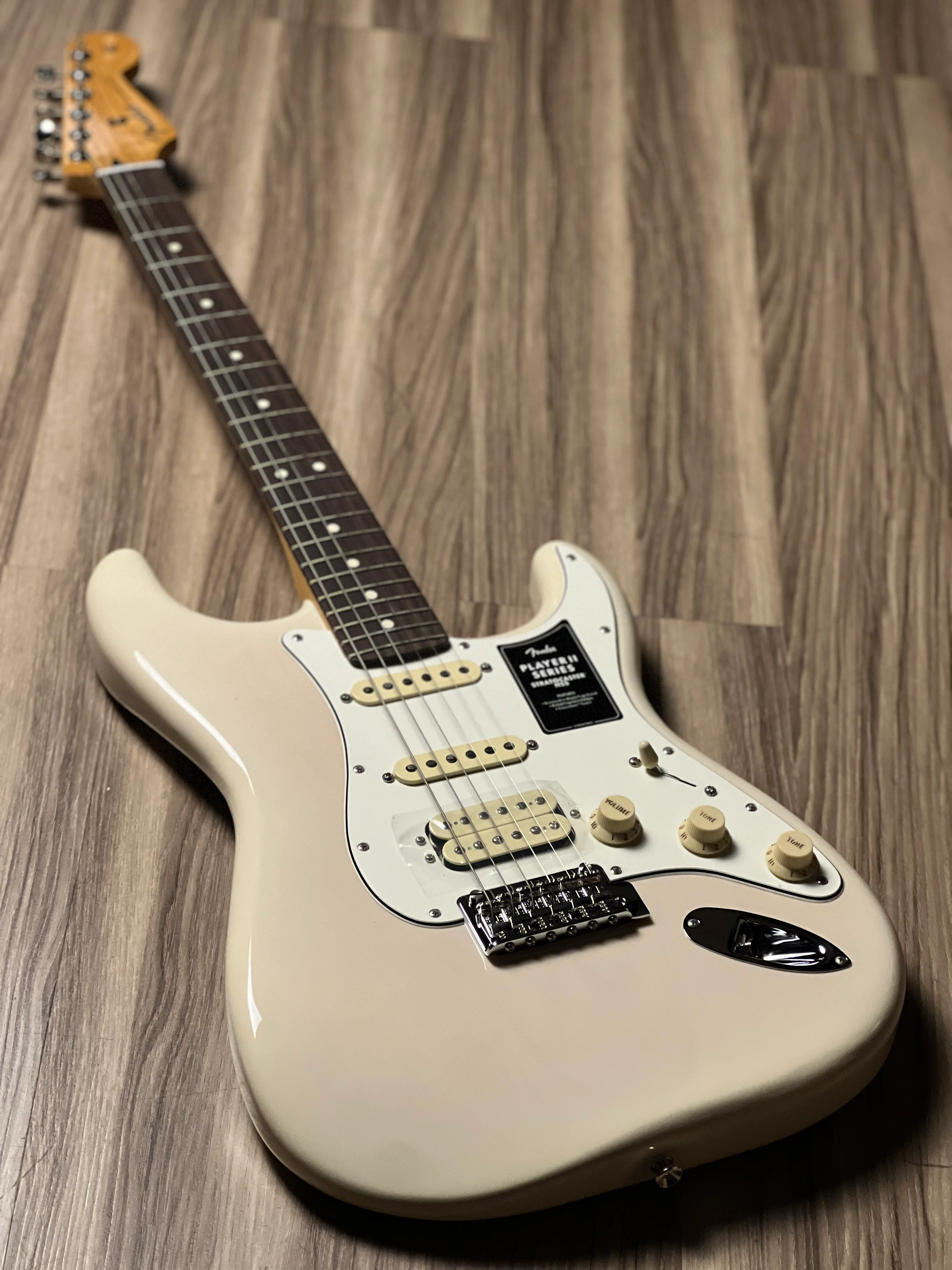 Fender Player II Stratocaster HSS with RW FB in White Blonde