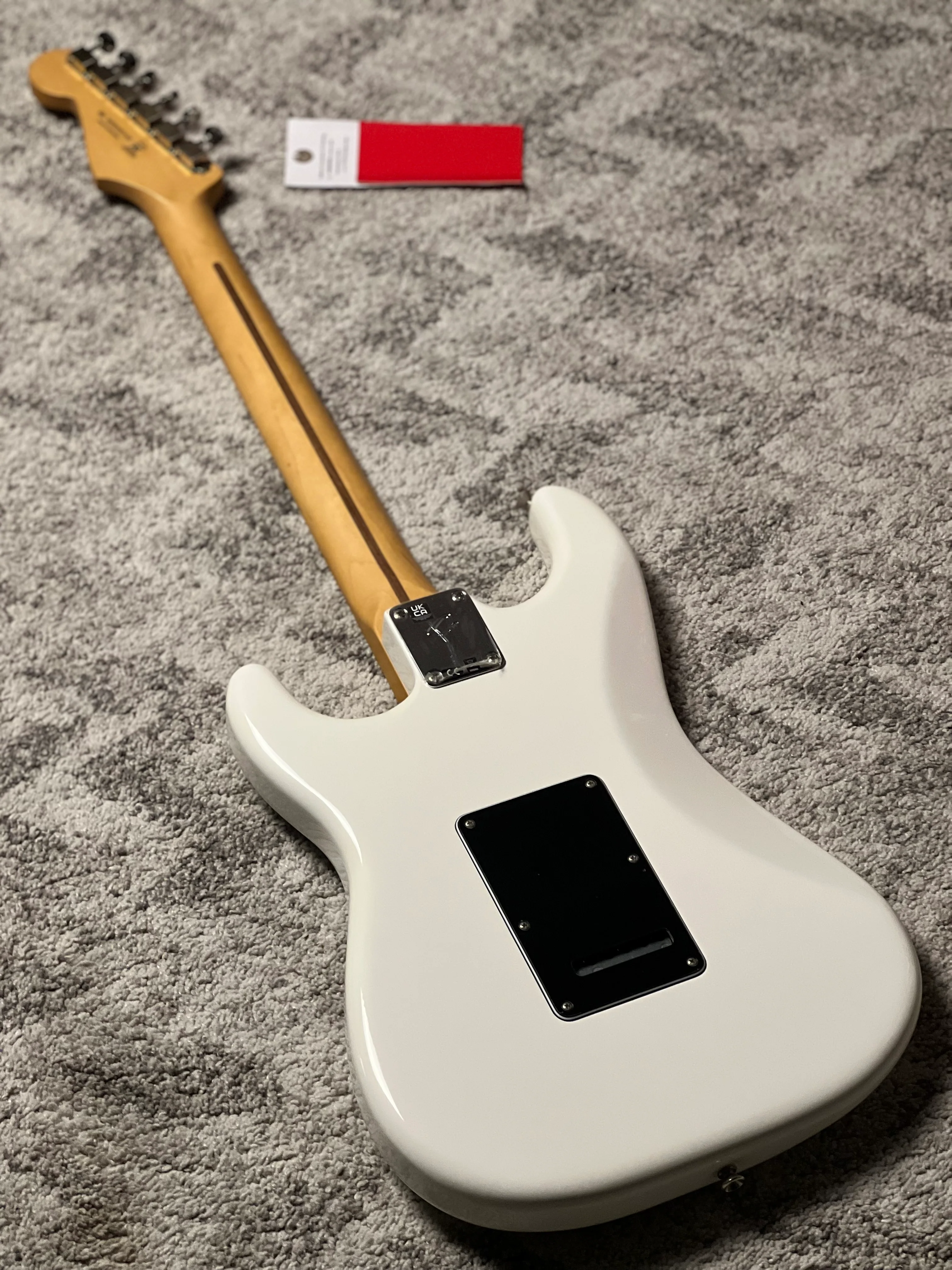 Fender Player II Stratocaster with Maple FB in Polar White MXS24033185 - Image 5