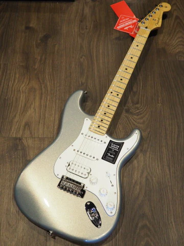 Fender Player Series Stratocaster HSS Maple Neck Silver - Image 2