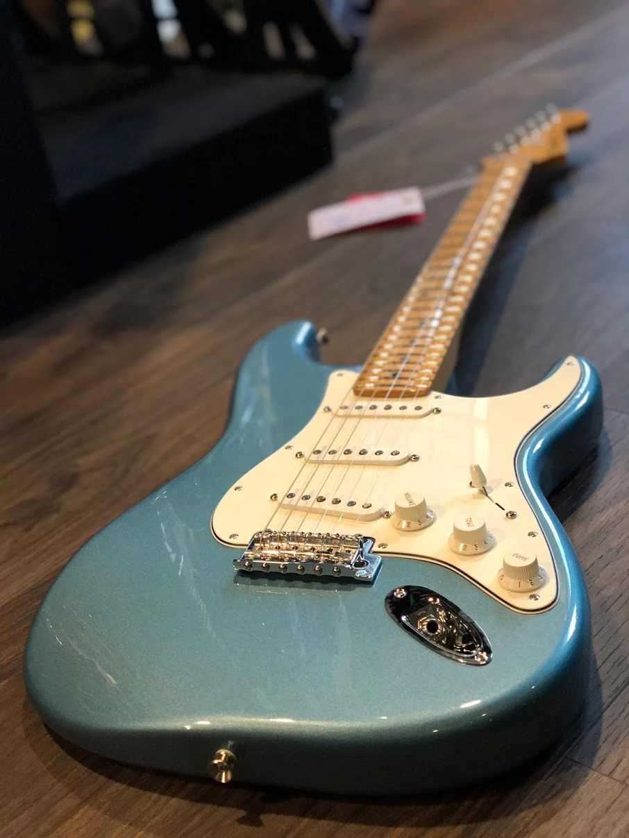 Fender Player Series Stratocaster in Tidepool with Maple FB - Image 2