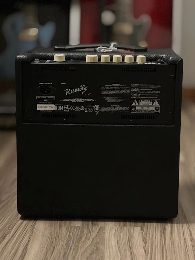 Fender Rumble LT25 Bass Guitar Combo Amplifier - Image 5