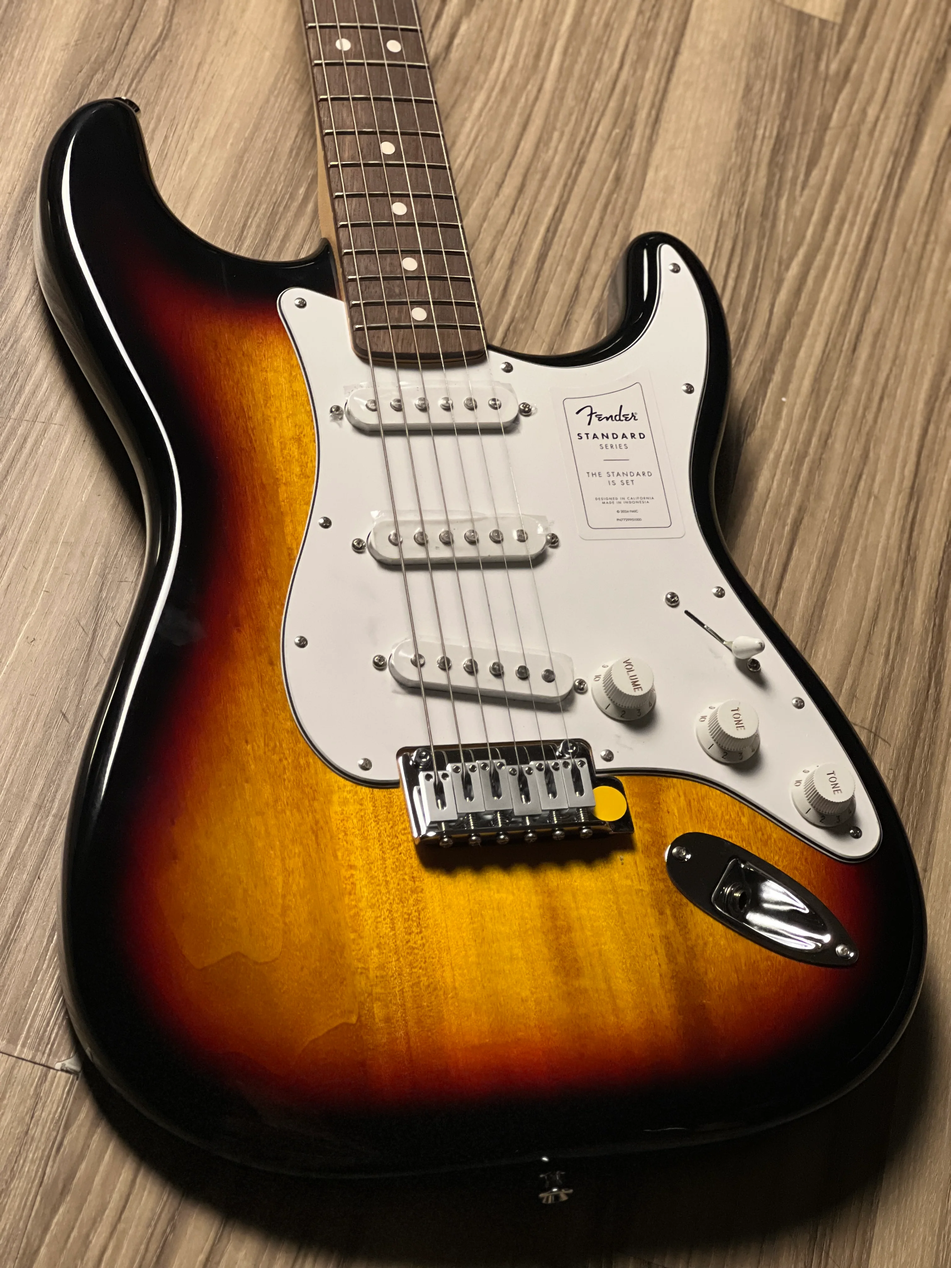 Fender Standard Stratocaster with Laurel FB in 3-Tone Sunburst - Image 4