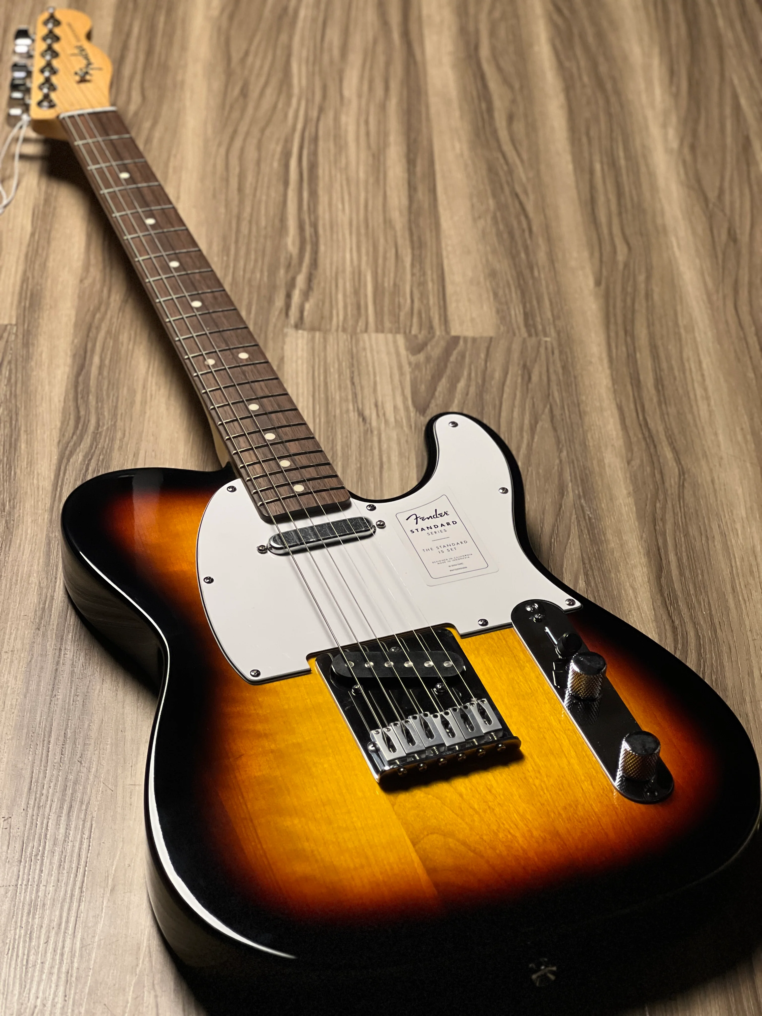 Fender Standard Telecaster w/White Pickguard, Laurel FB in 3-Color Sunburst - Image 4