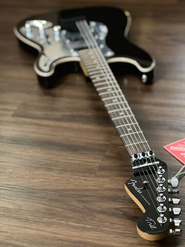 Fender Tom Morello Signature Stratocaster - Black - Image 7