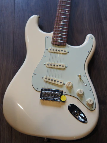 Fender Vintera 60s Stratocaster Modified Pau Ferro Olympic White - Image 2