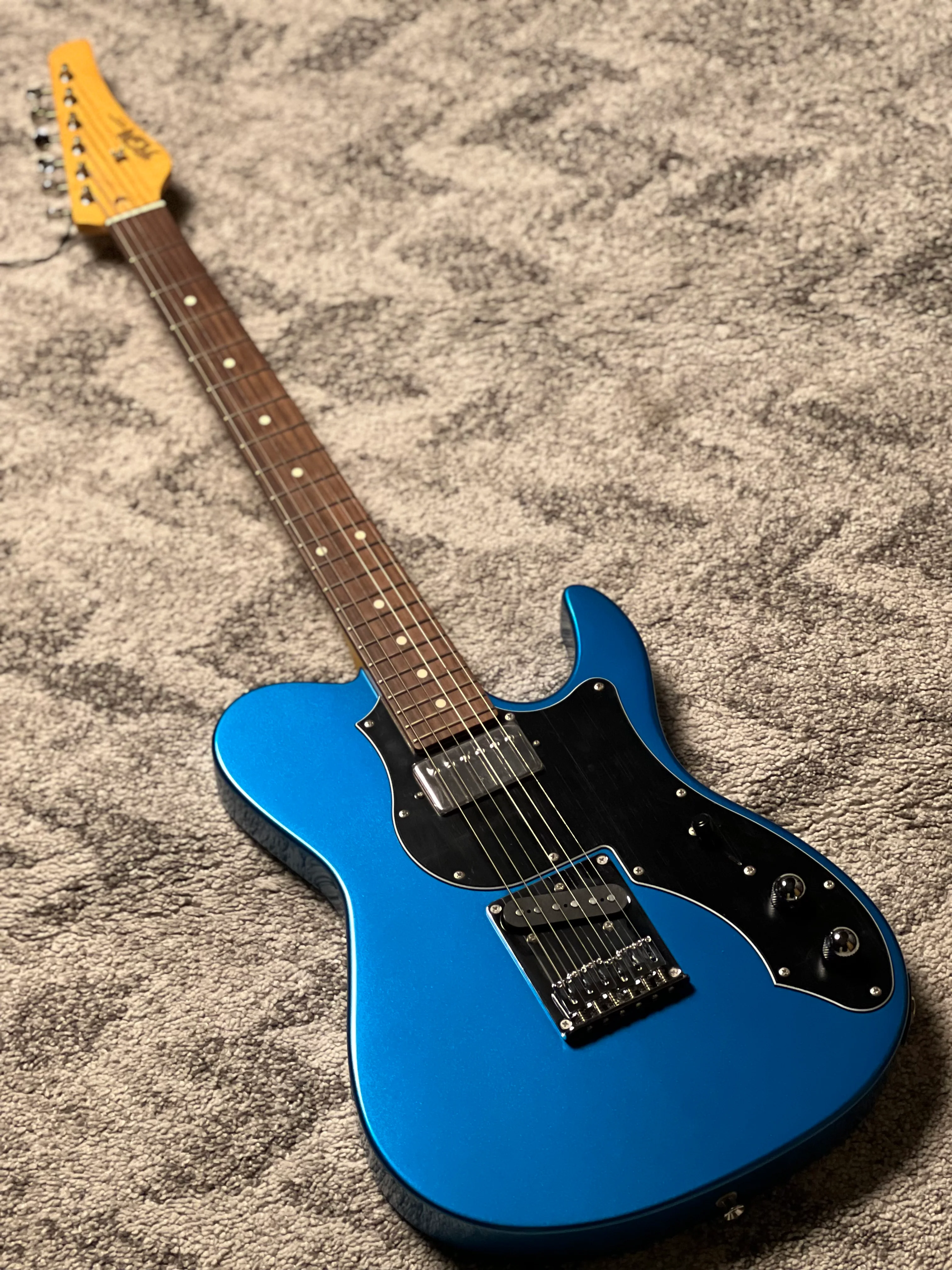 Fujigen FGN Boundary Iliad BIL2-R-HS/SLM in Sapphire Blue Metallic - Image 2