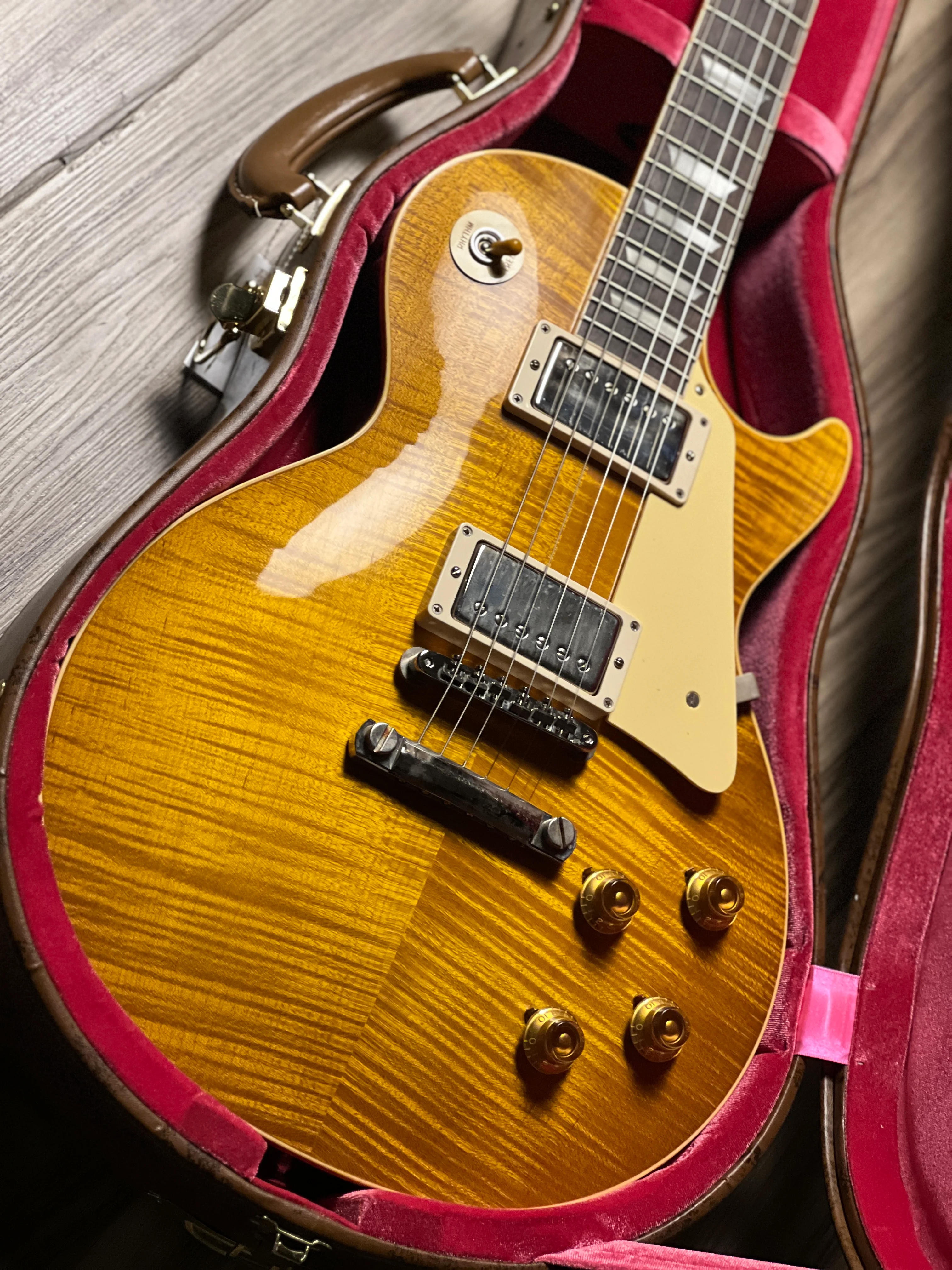 Gibson 1959 Les Paul Standard Reissue VOS In Dirty Lemon w/Case 942868 - Image 3