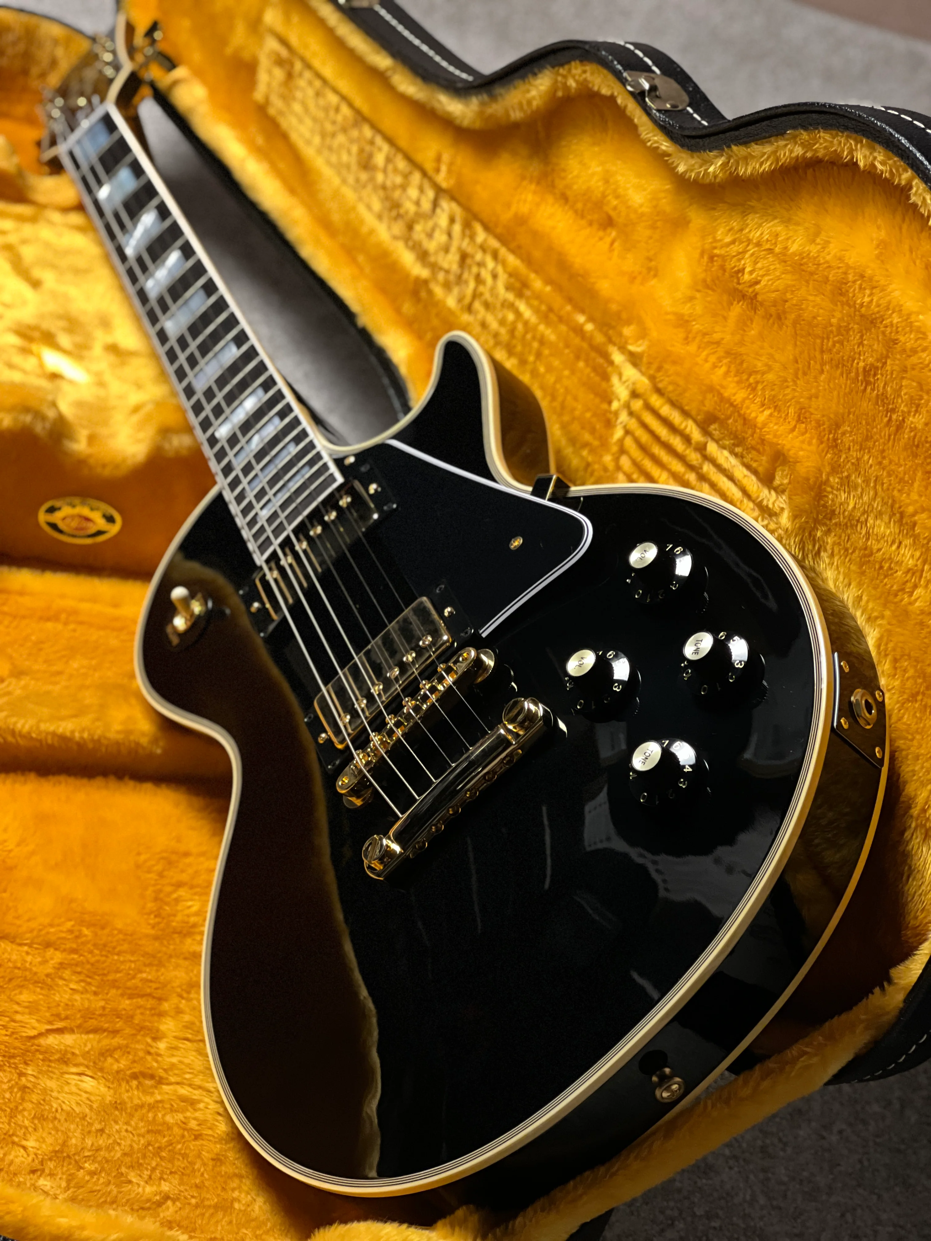 Gibson 1968 Les Paul Custom Reissue Gloss in Ebony w/Case 503938 - Image 4