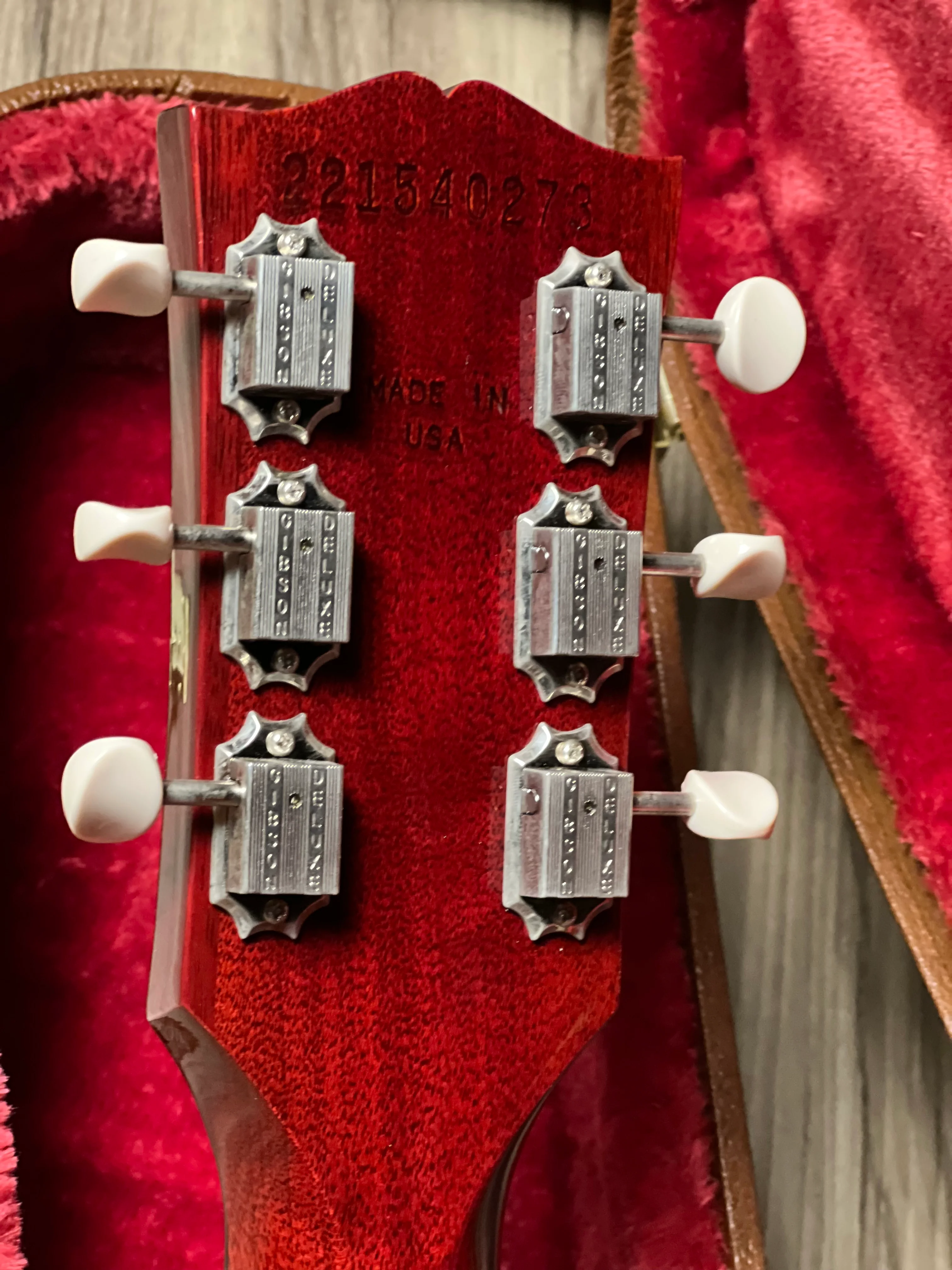 Gibson ES-330 in Sixties Cherry  with case 221540273 - Image 11
