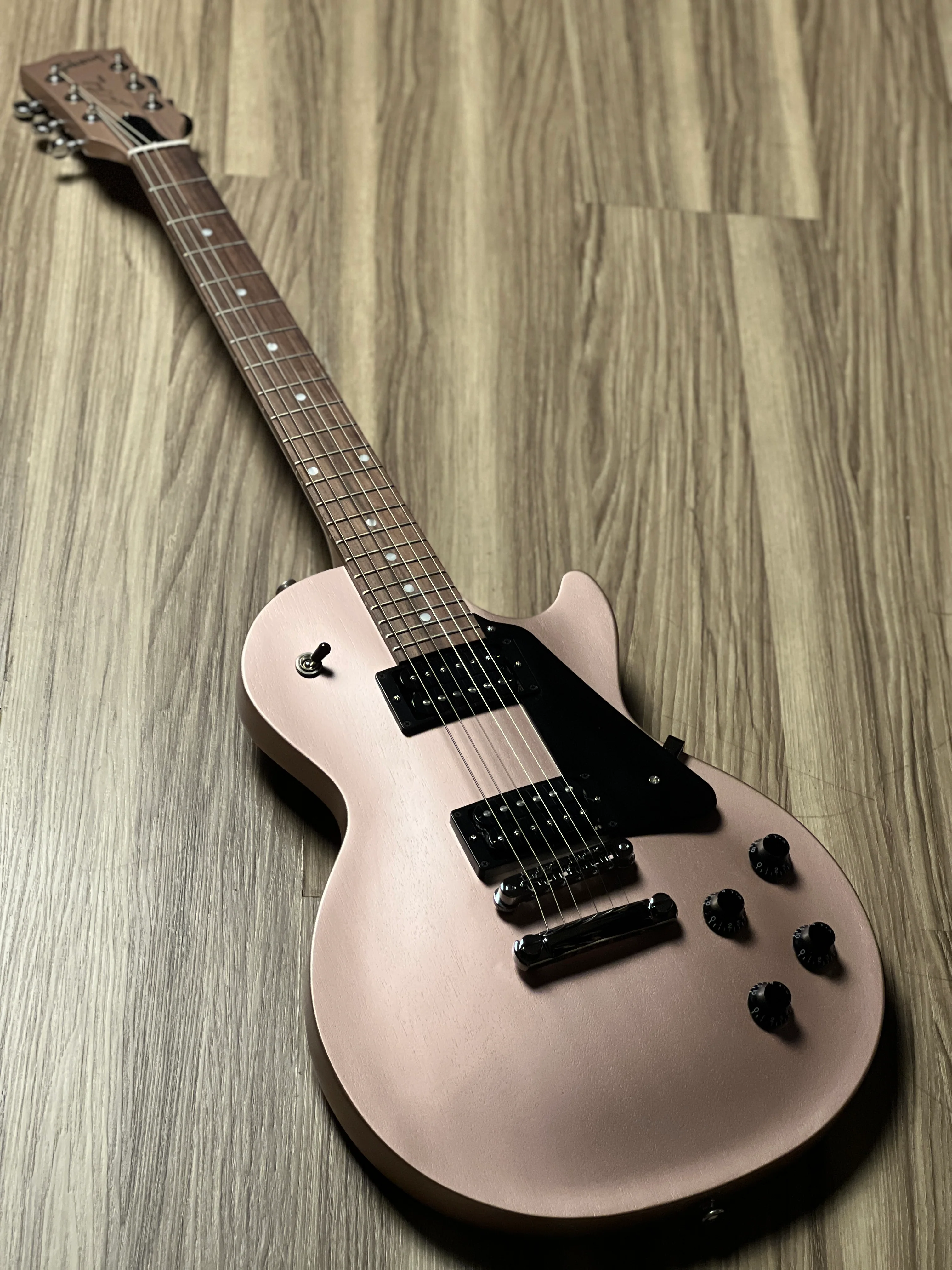 Gibson Les Paul Modern Lite in Rose Gold Satin with Gigbag 230630240 - Image 3