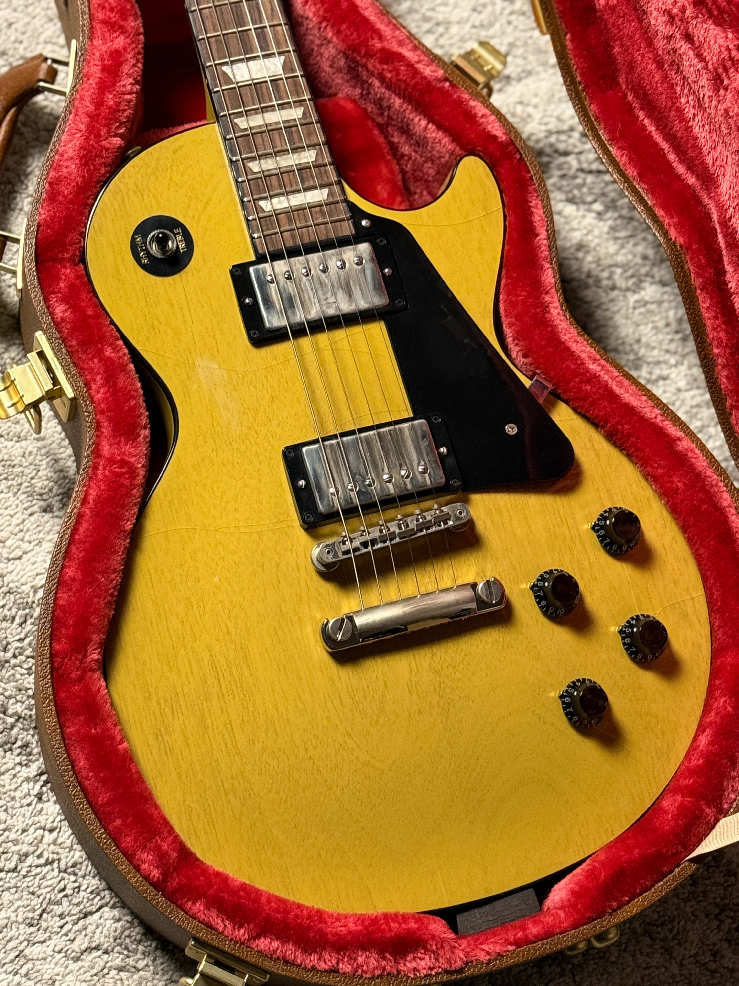 Gibson Les Paul Standard 50s Mahogany Top in TV Yellow  with Case 230640081 (B STOCK) - Image 3