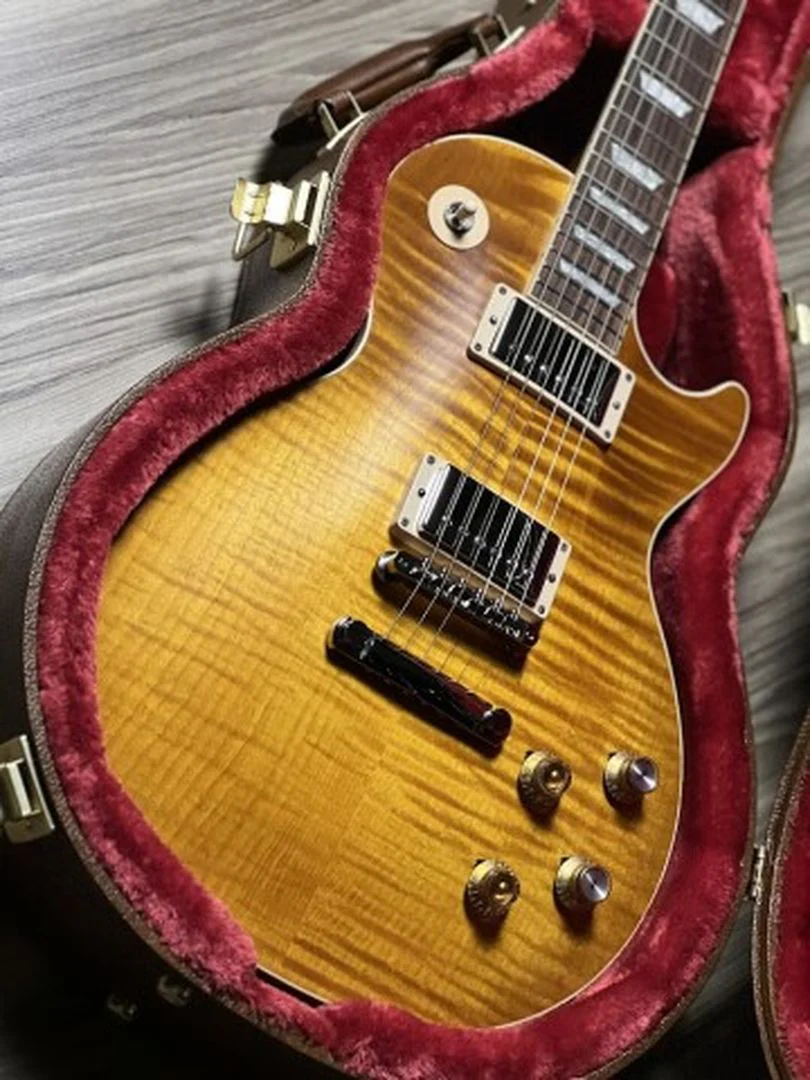 Gibson Les Paul Standard Kirk Hammett "Greeny" in Greeny Burst w/Case 217230228 - Image 3