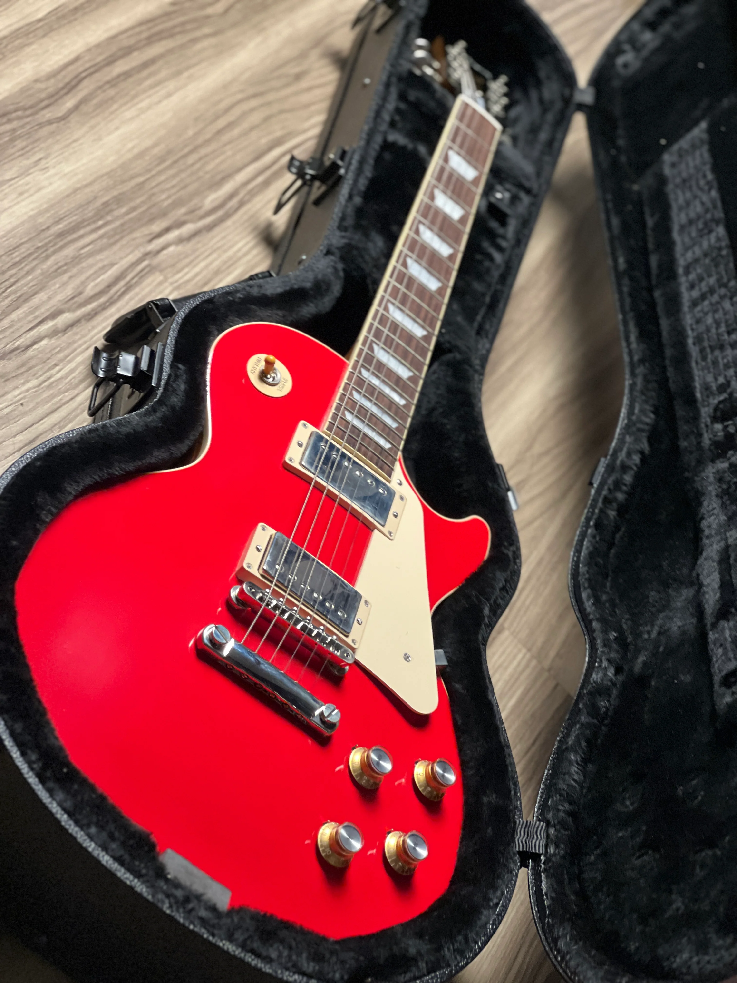 Gibson LP Standard 60s with Plain Top in Cardinal Red w/Gigbag - Image 3