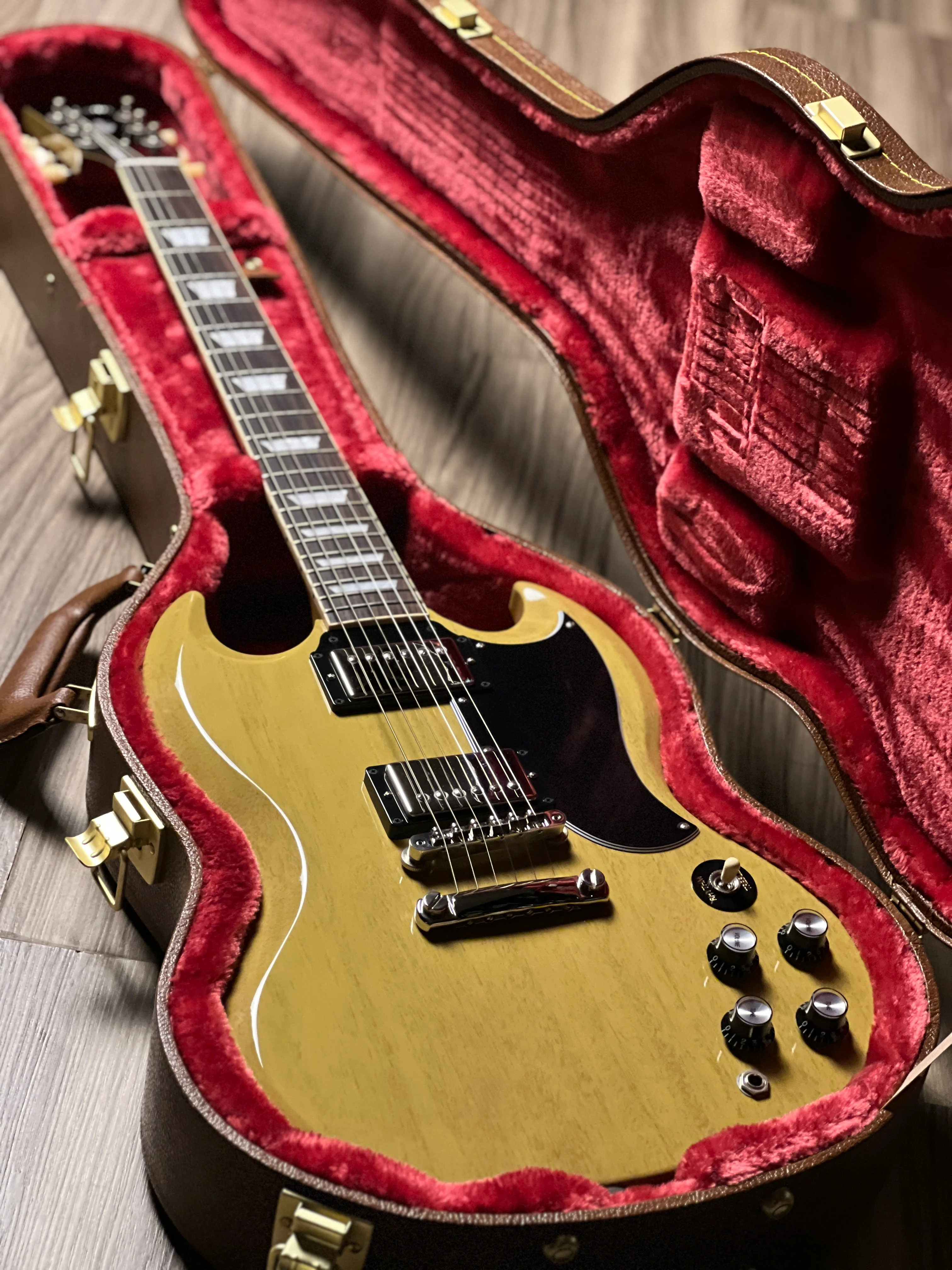 Gibson SG Standard 61 TV Yellow w/Case 227830185