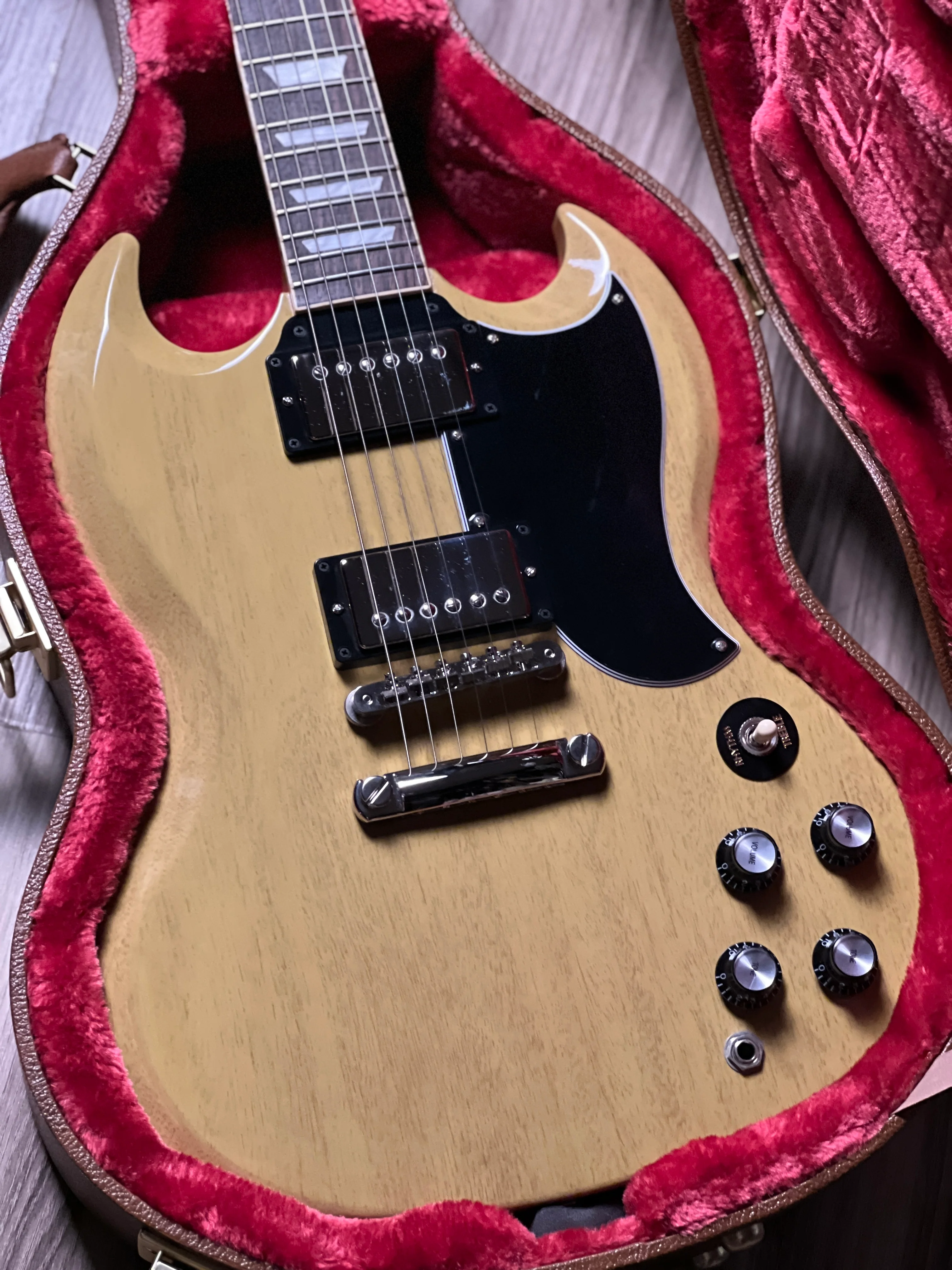 Gibson SG Standard 61 TV Yellow w/Case 227830185 - Image 4