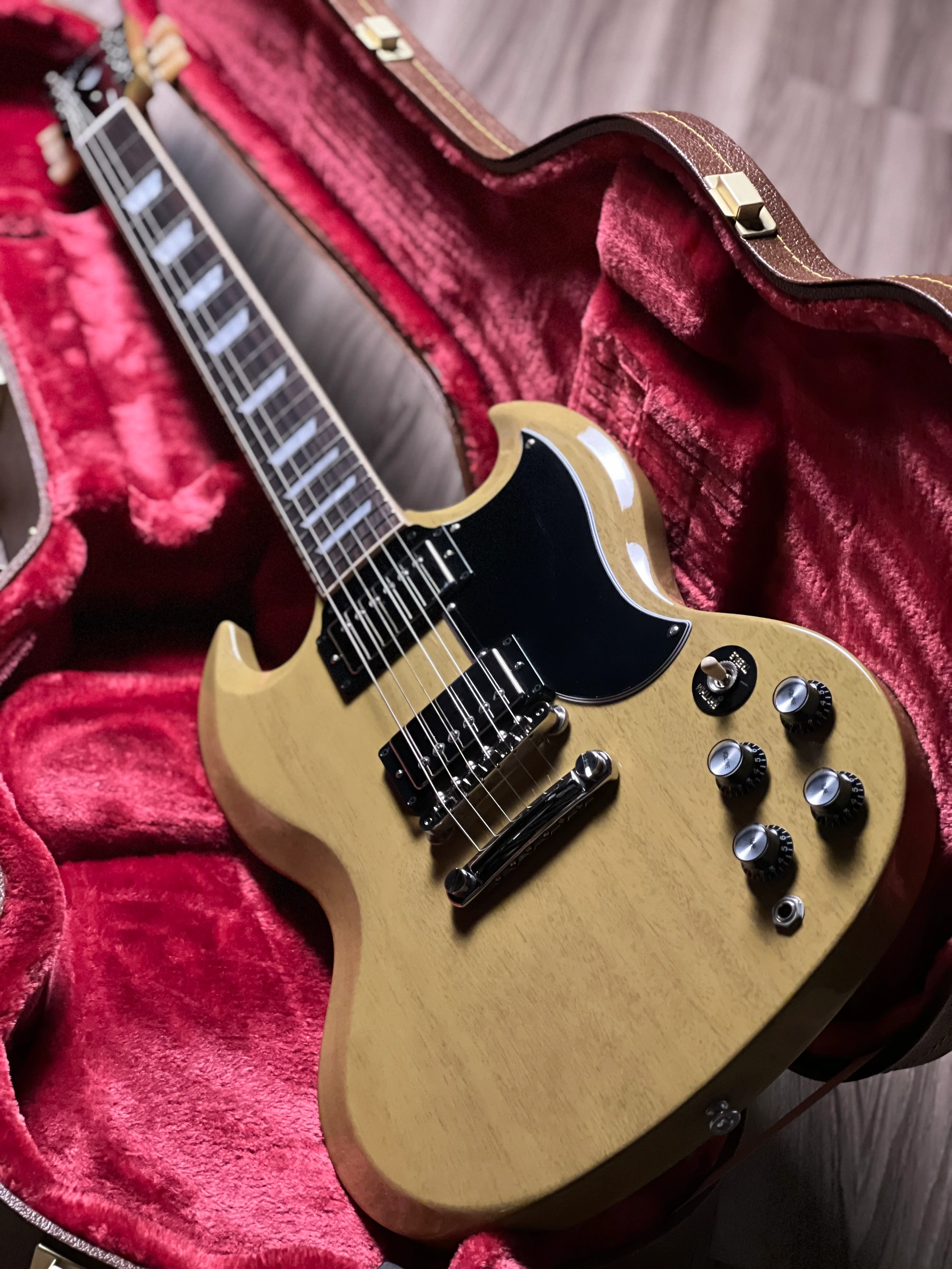 Gibson SG Standard 61 TV Yellow w/Case 227830185 - Image 5
