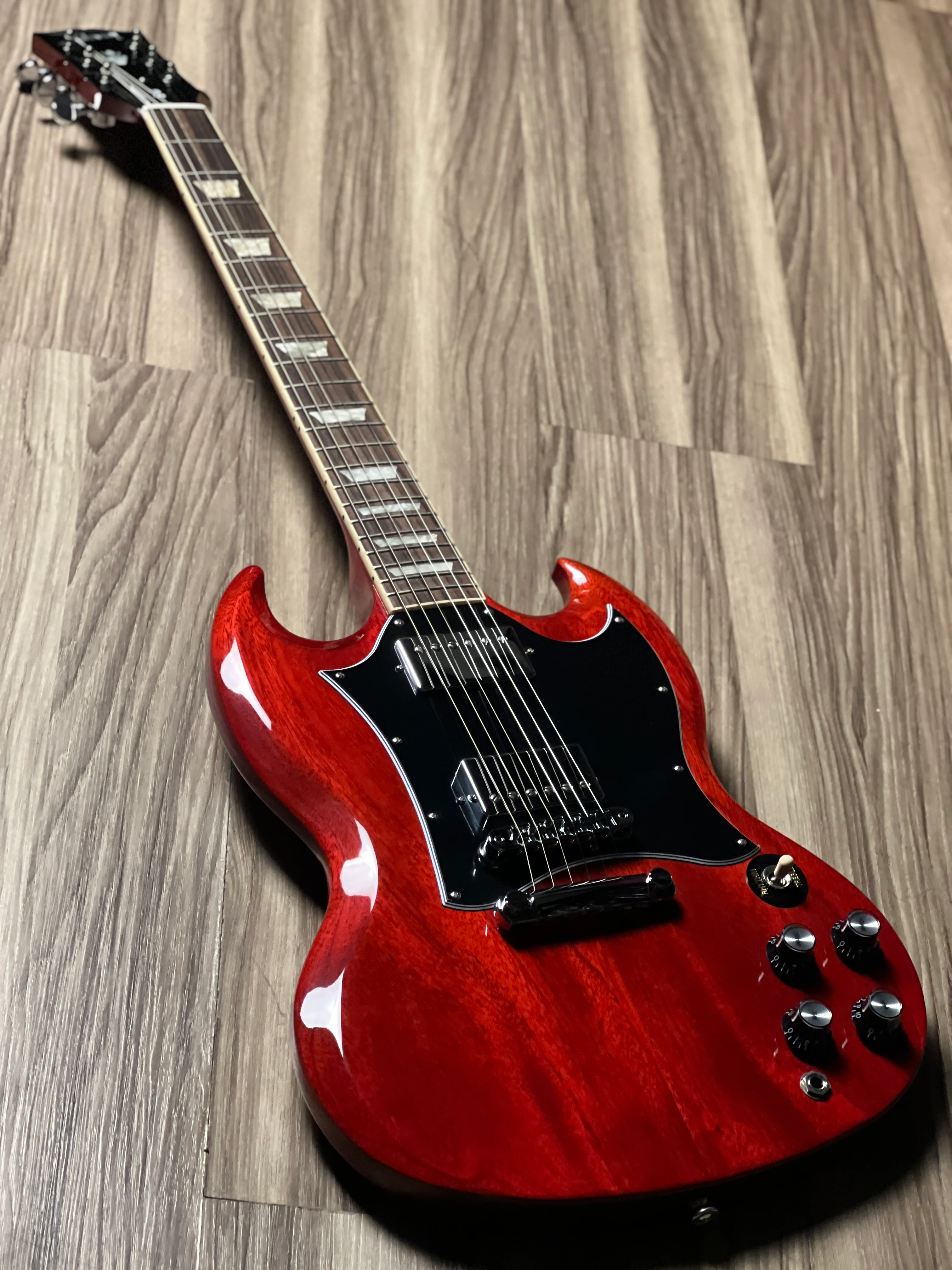 Gibson SG Standard in Heritage Cherry with Gigbag 203740170
