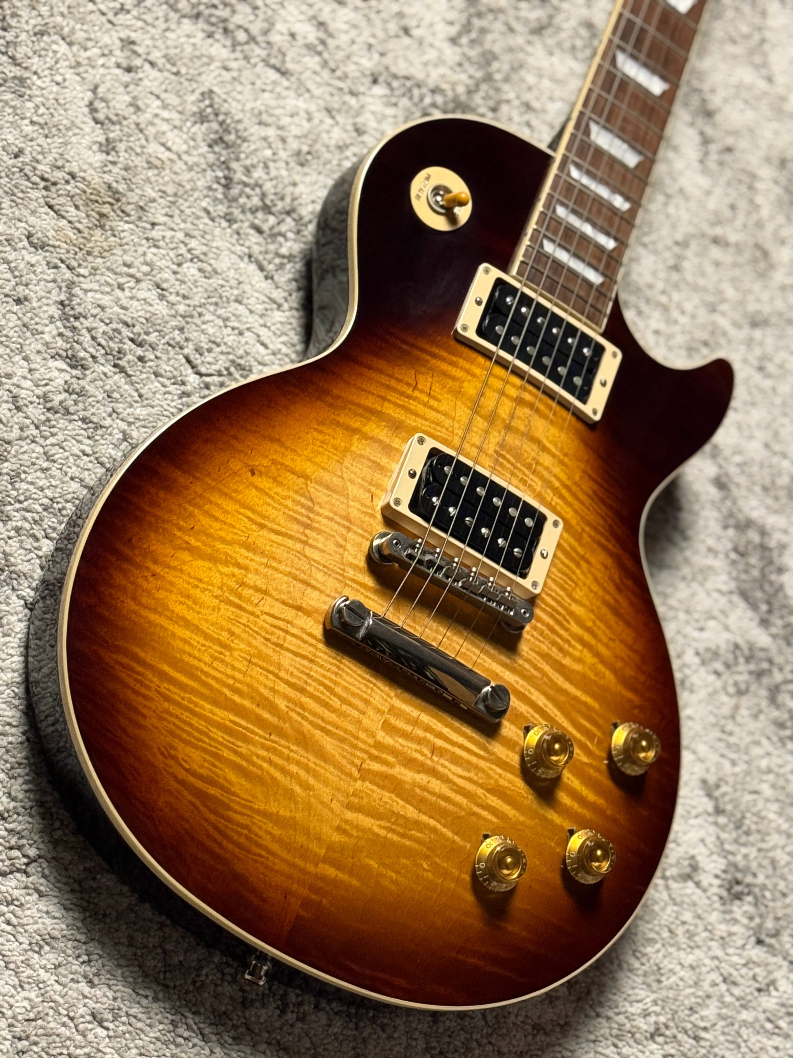 Gibson Slash Les Paul Standard in November Burst with Case 204830254 - Image 12